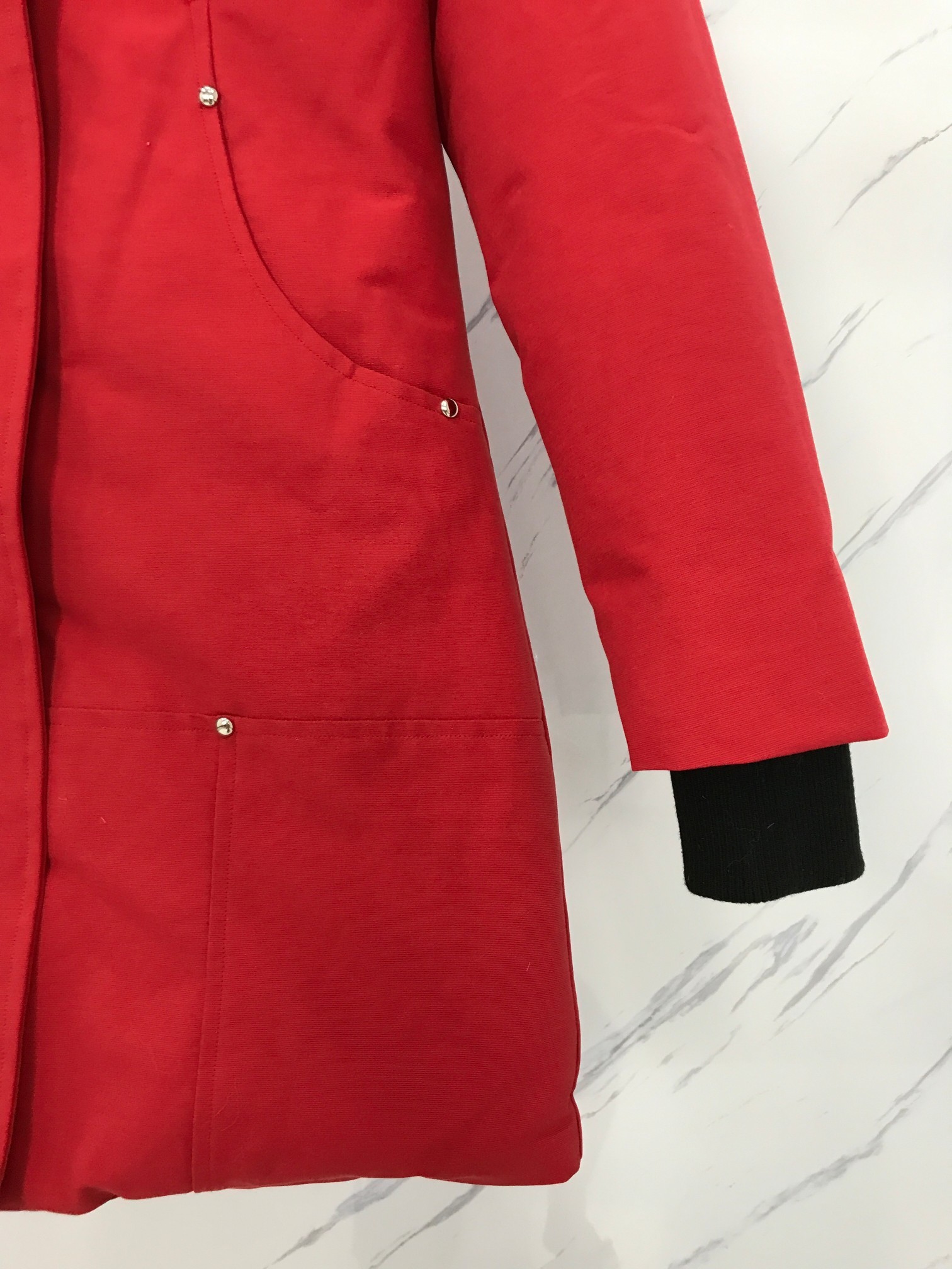 [Moose knuckles -무스너클 ]  무스너클 스틸링 여성 패딩 재킷 레드