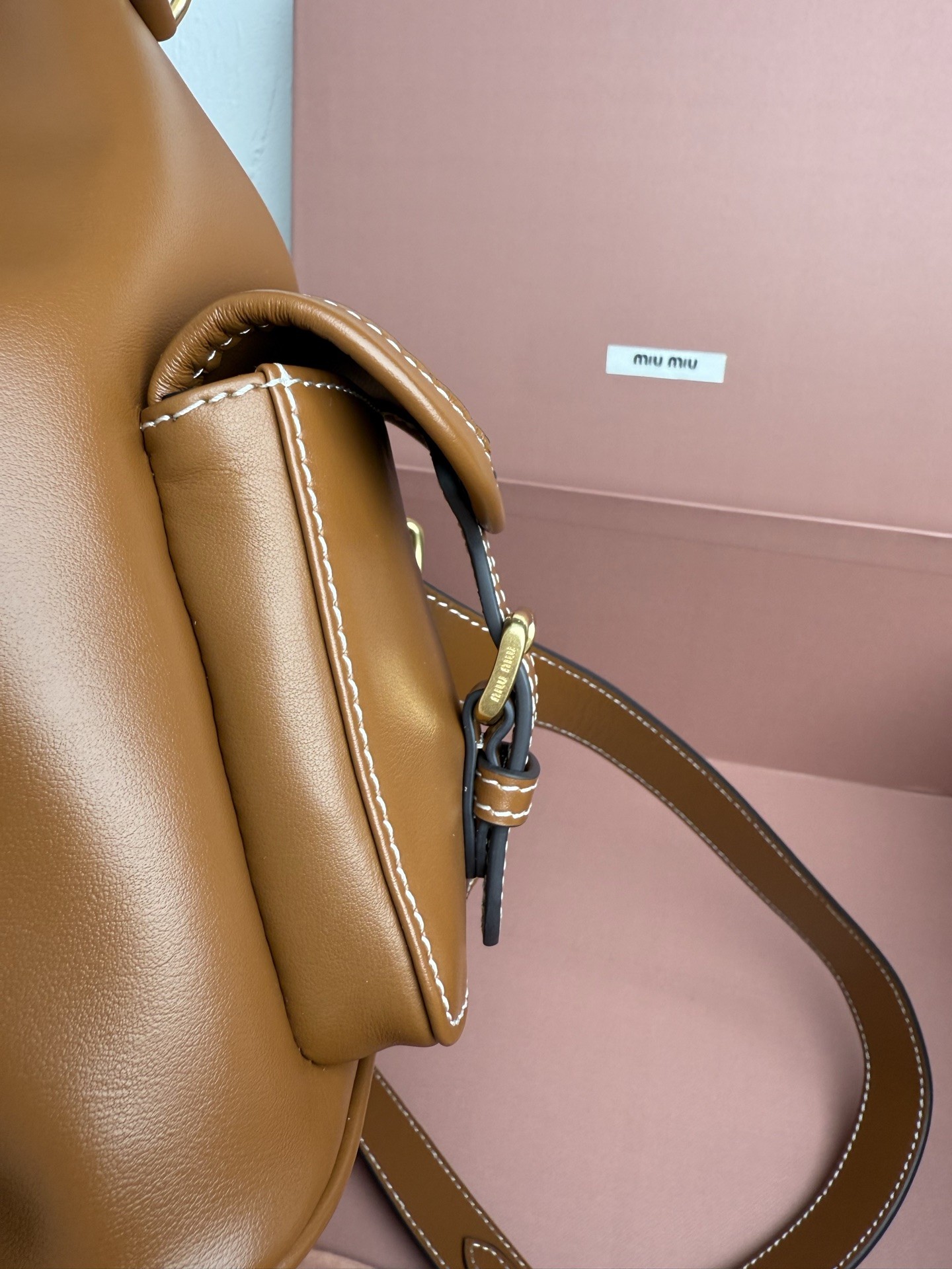 [MIUMIU-미우미우] 미우미우 레더 백팩 5BZ042 2CRW