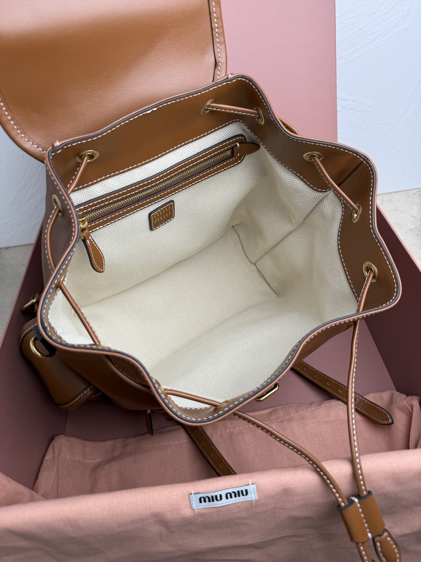 [MIUMIU-미우미우] 미우미우 레더 백팩 5BZ042 2CRW