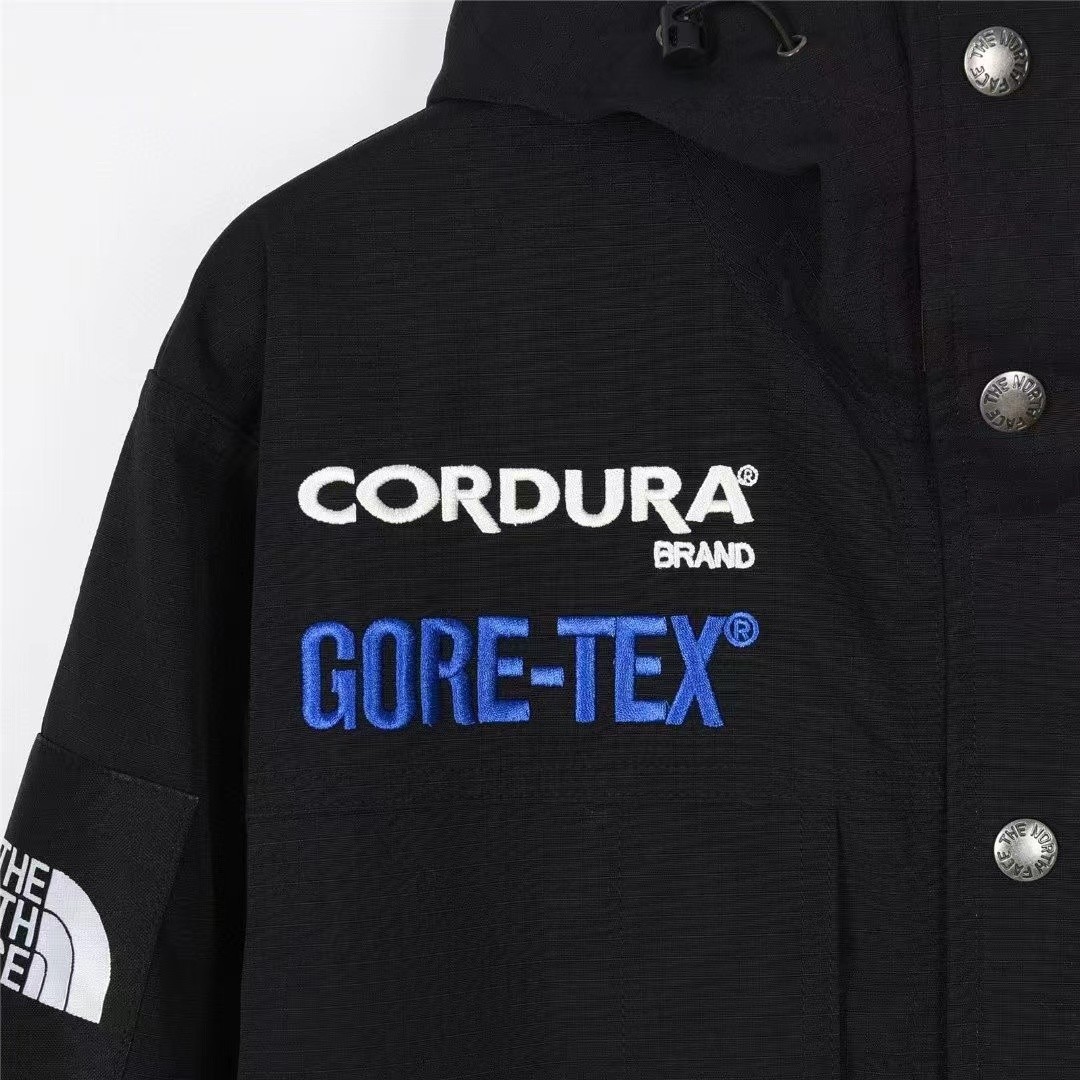 [ THE NORTH FACE -노스페이스]  노스페이스 &슈프림 코듀라 바람막이 자켓