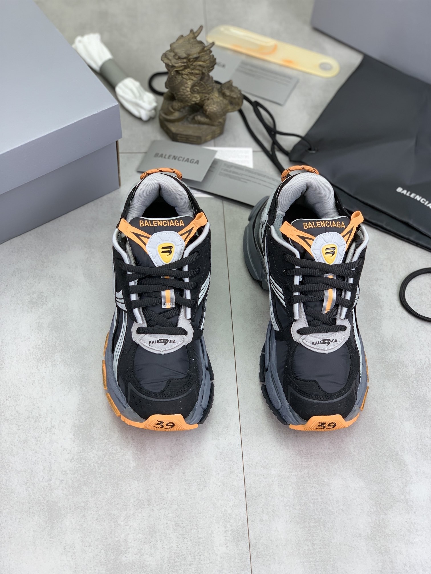 [BALENCIAGA-발렌시아가] 발렌시아가 3XL 스니커즈 블랙 오렌지