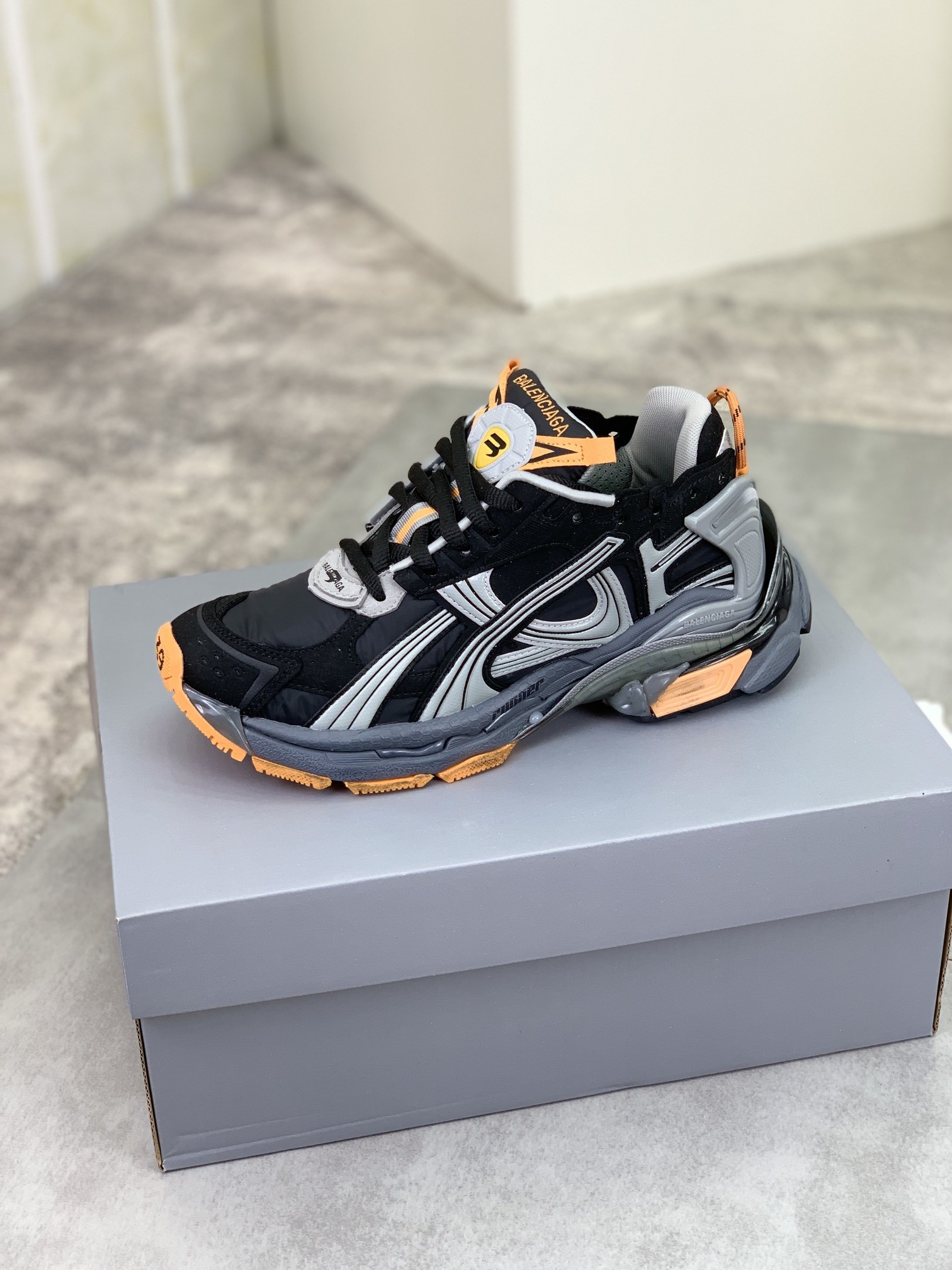 [BALENCIAGA-발렌시아가] 발렌시아가 3XL 스니커즈 블랙 오렌지