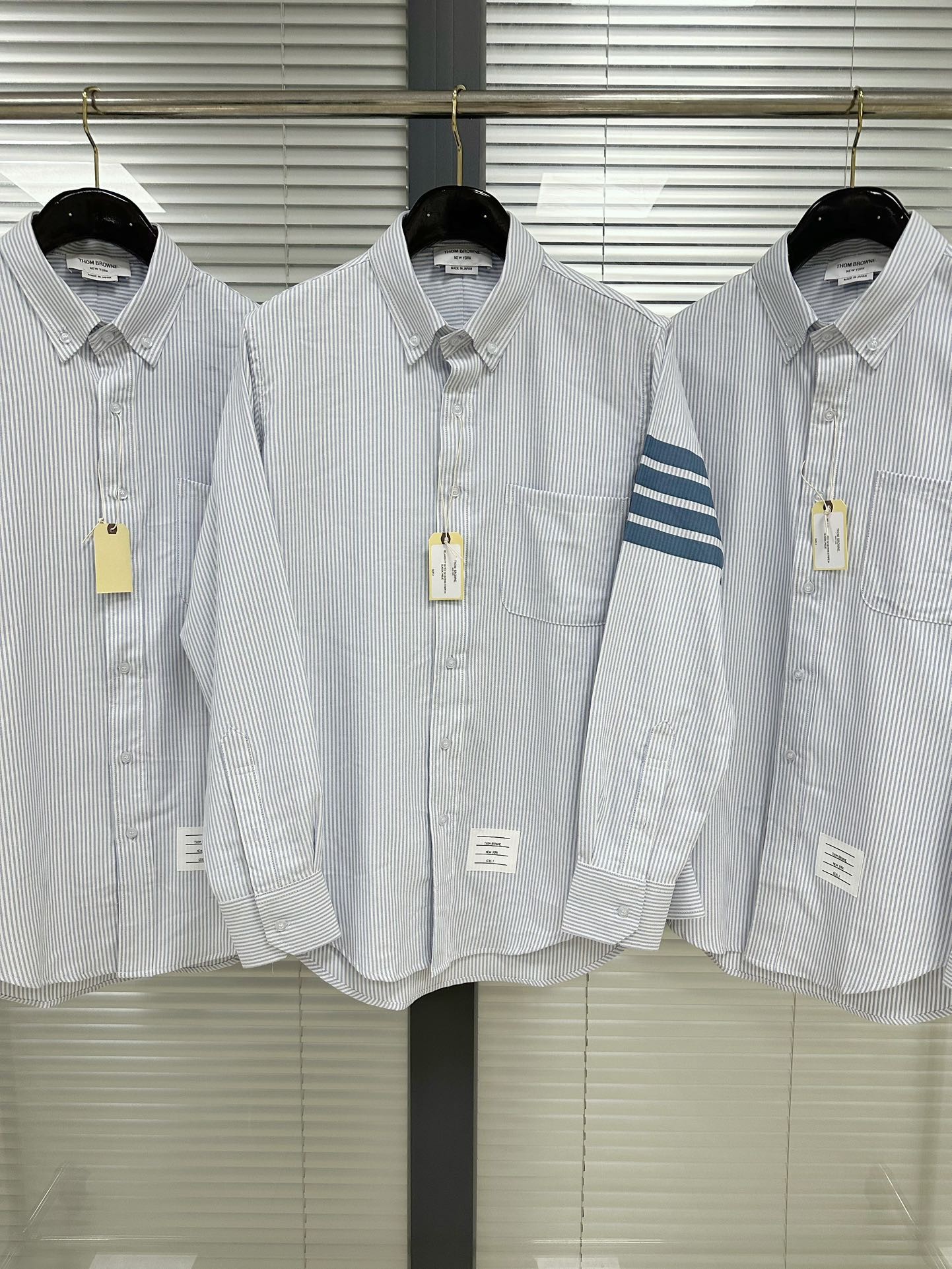 [TOM BROWNE -톰브라운 ] 톰브라운 사선완장 남성 셔츠