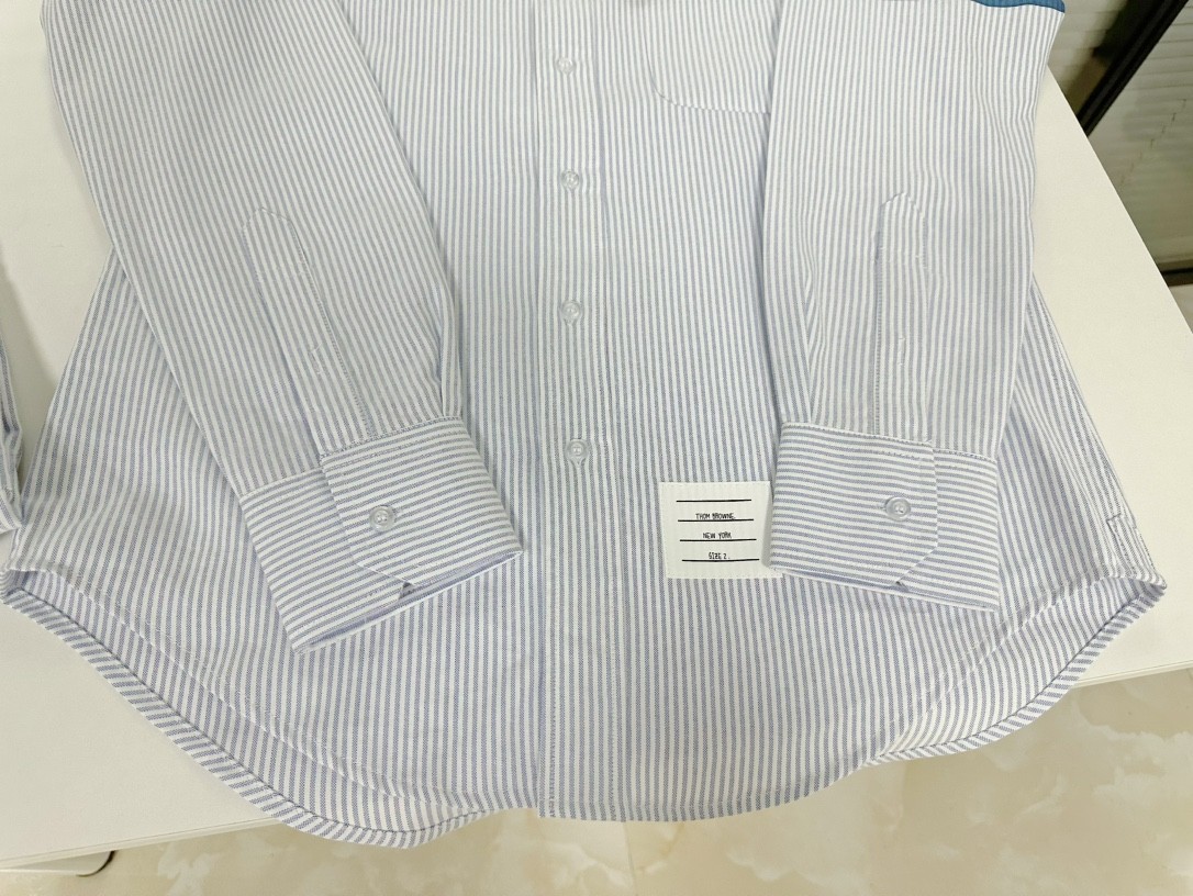 [TOM BROWNE -톰브라운 ] 톰브라운 사선완장 남성 셔츠