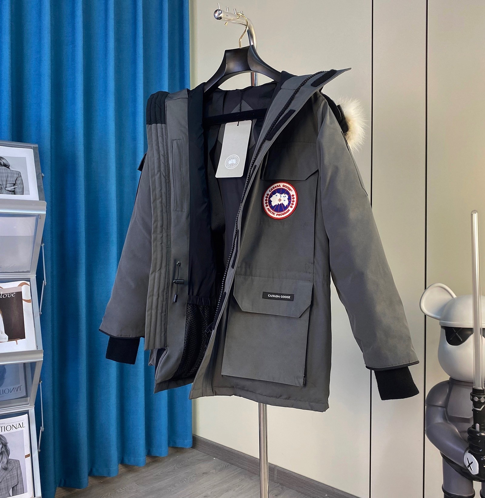 [ Canadagoose -캐나다구스 ]  캐나다구스  익스페디션 다운 패딩