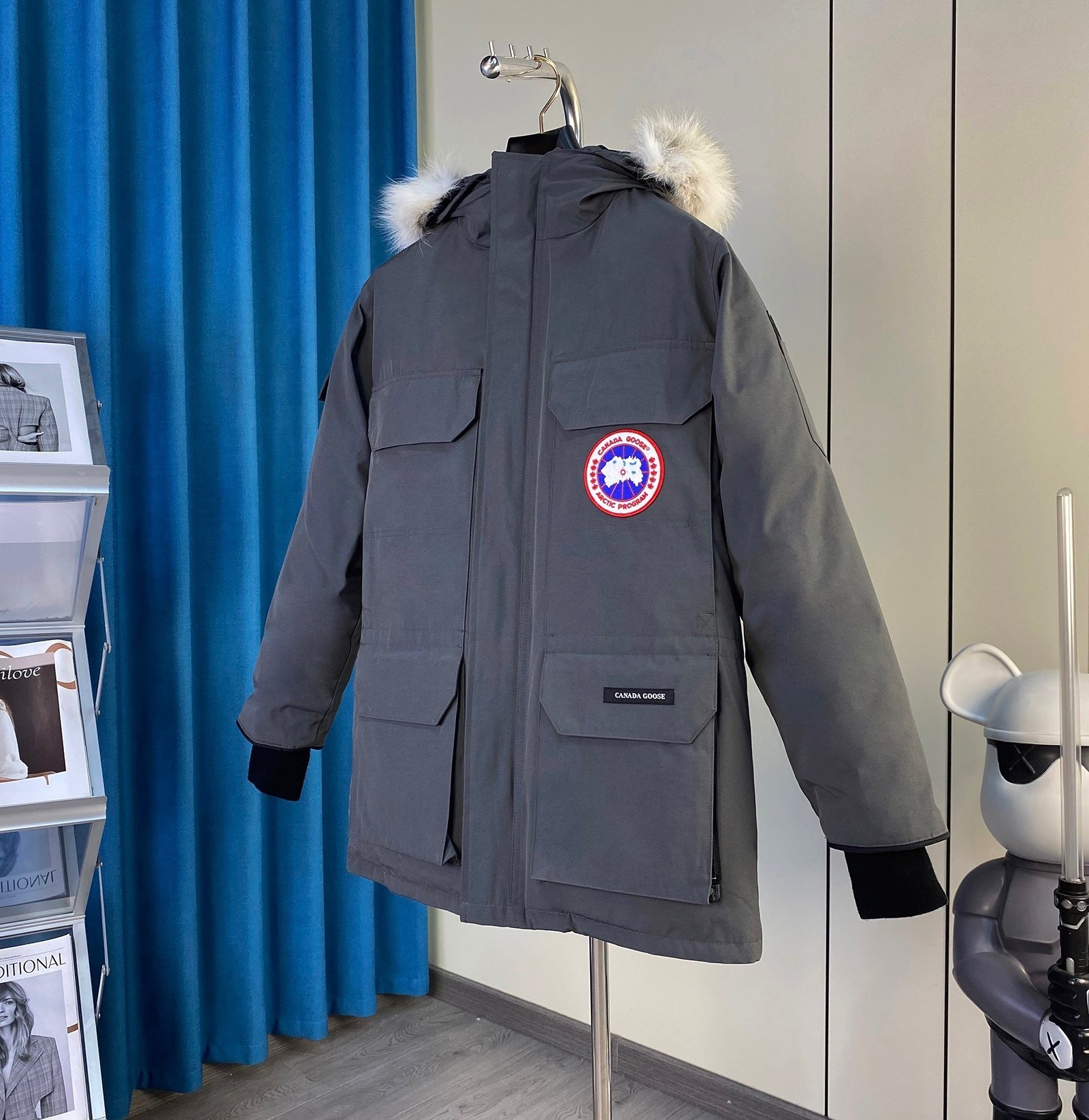 [ Canadagoose -캐나다구스 ]  캐나다구스  익스페디션 다운 패딩