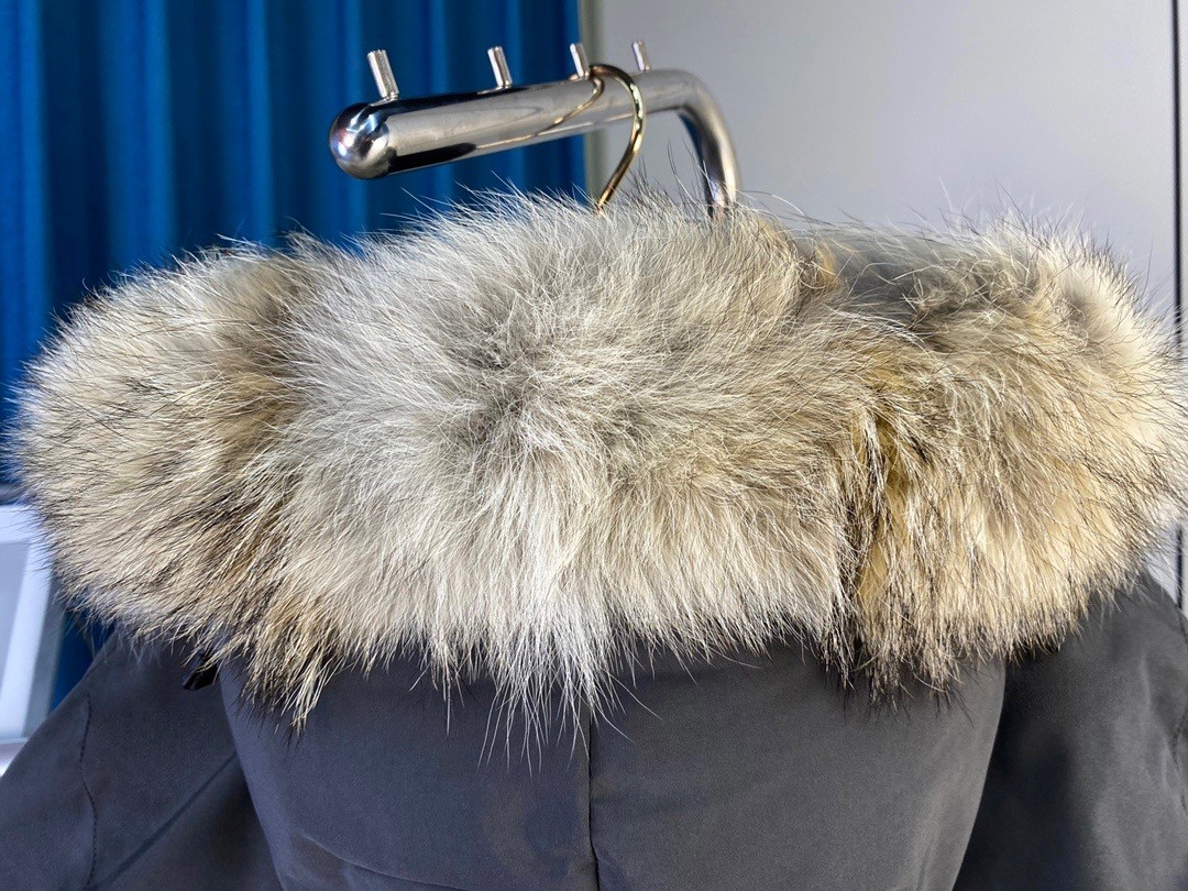 [ Canadagoose -캐나다구스 ]  캐나다구스  익스페디션 다운 패딩