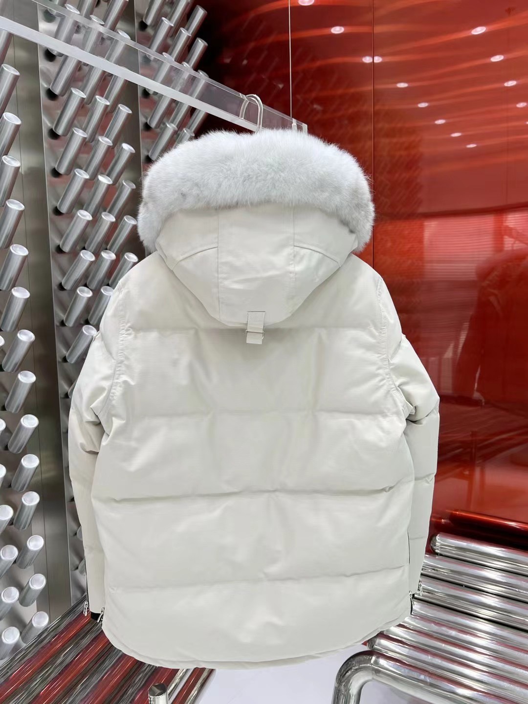 [Moose knuckles -무스너클 ]  무스너클 남성 쓰리쿼터 버클 패딩