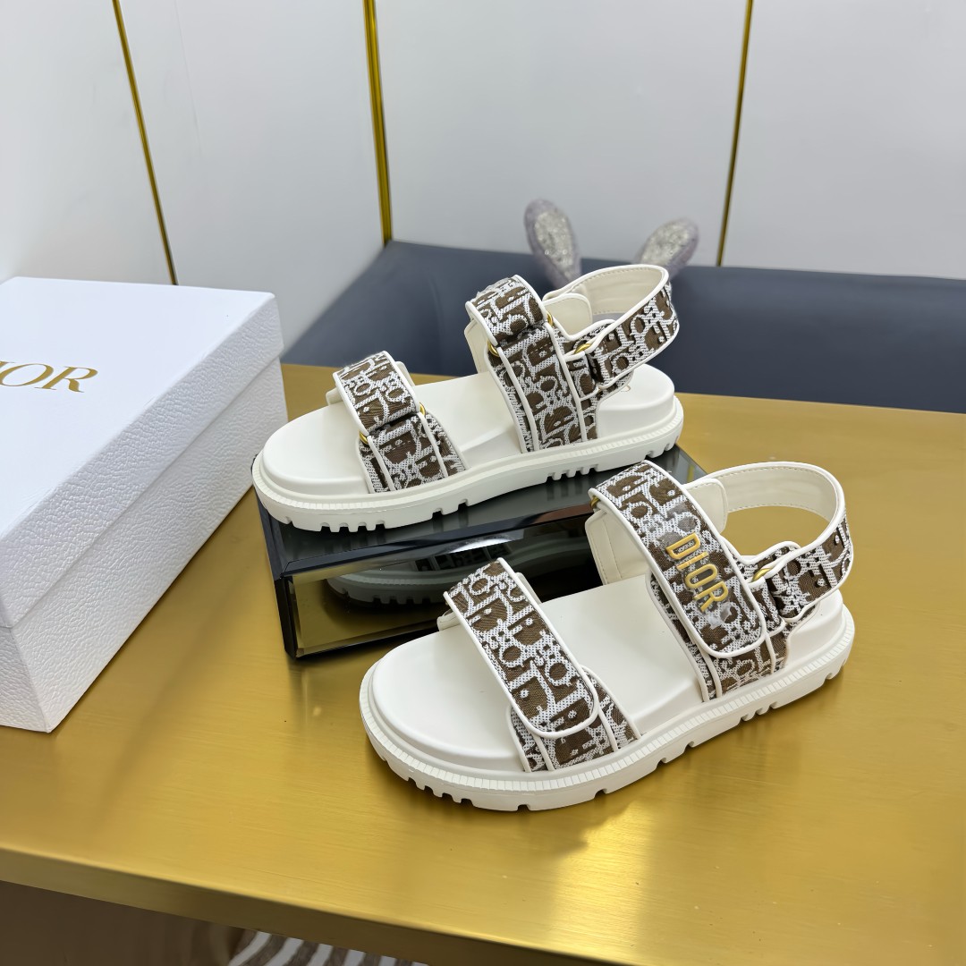 [MIU MIU-미우미우] 미우미우 2024 화이트 로고 티셔츠