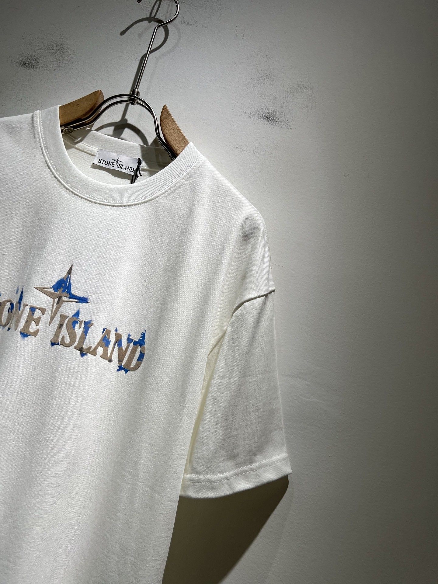 [STON ISLAND -스톤아일랜드] 스톤아일랜드 원 프린트 티셔츠