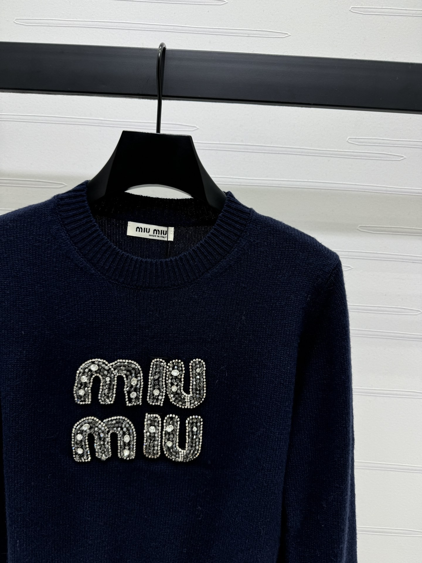 [MIU MIU-미우미우] 미우미우 크리스탈 장식 스웨터