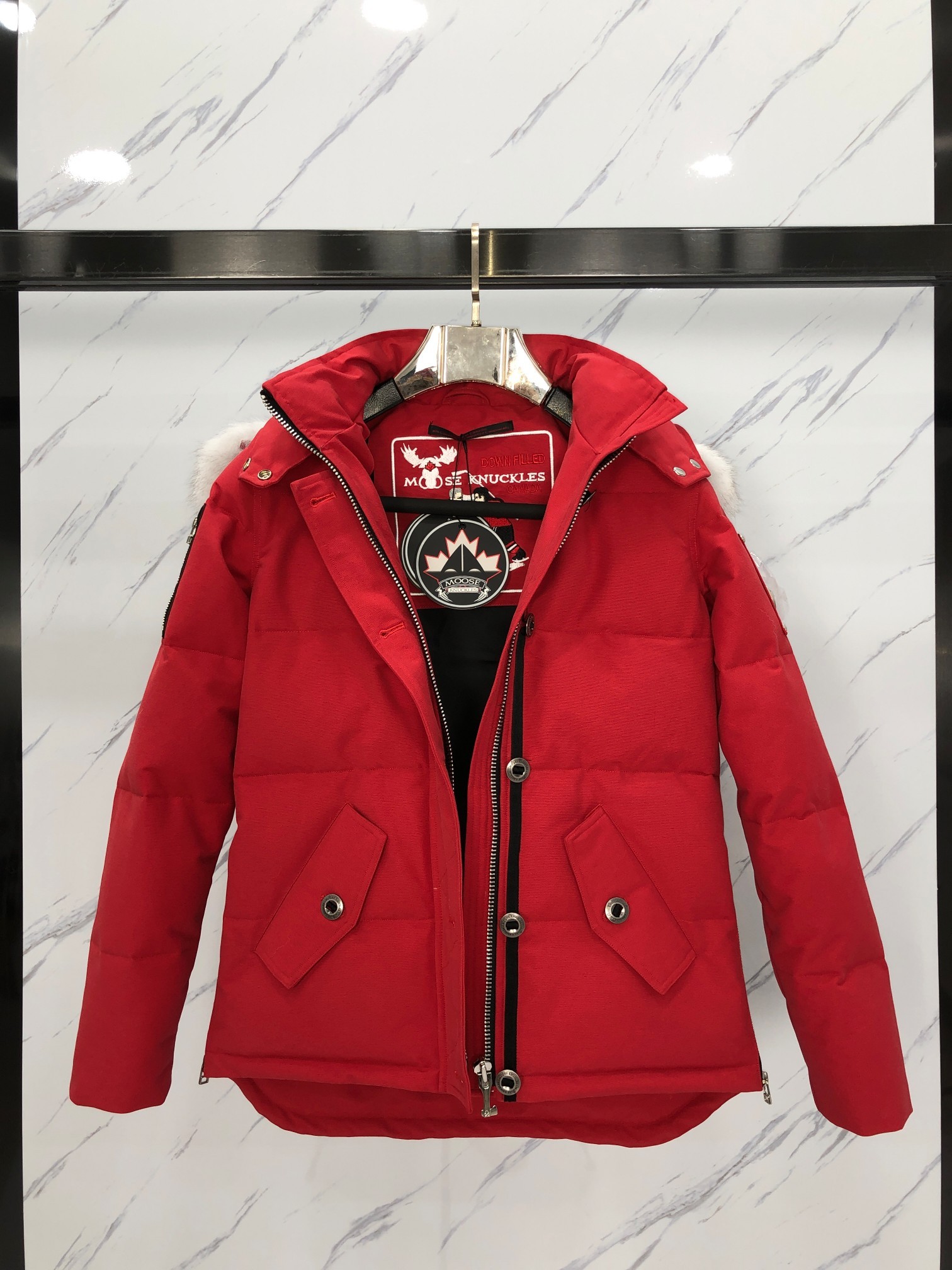 [Moose knuckles -무스너클 ] 무스너클 쓰리쿼터 버클 패딩