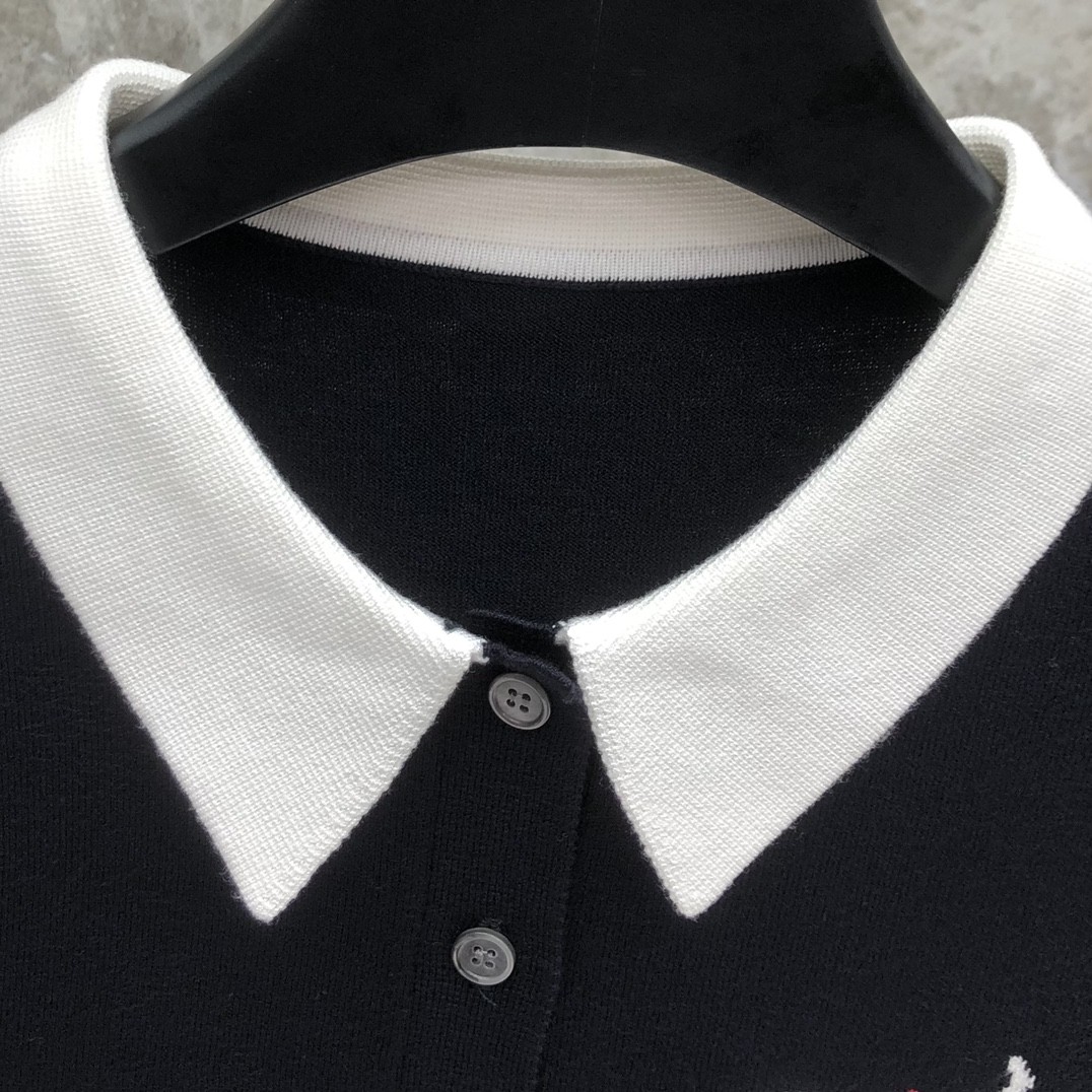 [TOM BROWNE -톰브라운 ] 톰브라운 여성 헥터 아이콘 폴로 반팔 니트 블랙