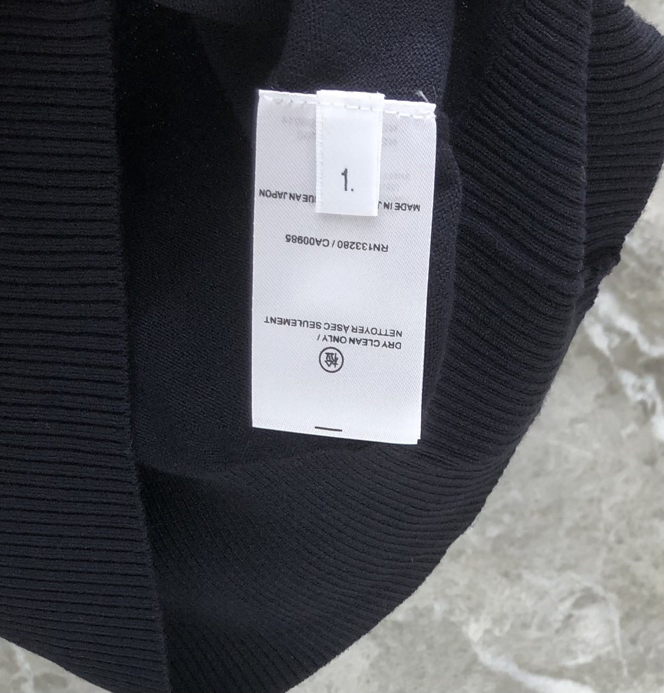 [TOM BROWNE -톰브라운 ] 톰브라운 여성 헥터 아이콘 폴로 반팔 니트 블랙