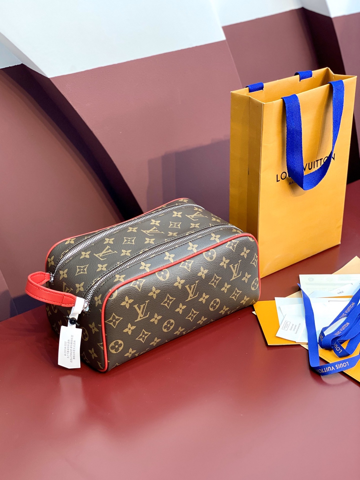 [LOUIS VUITTON-루이비통] 루이비통 도프 키트 파우치 M12641