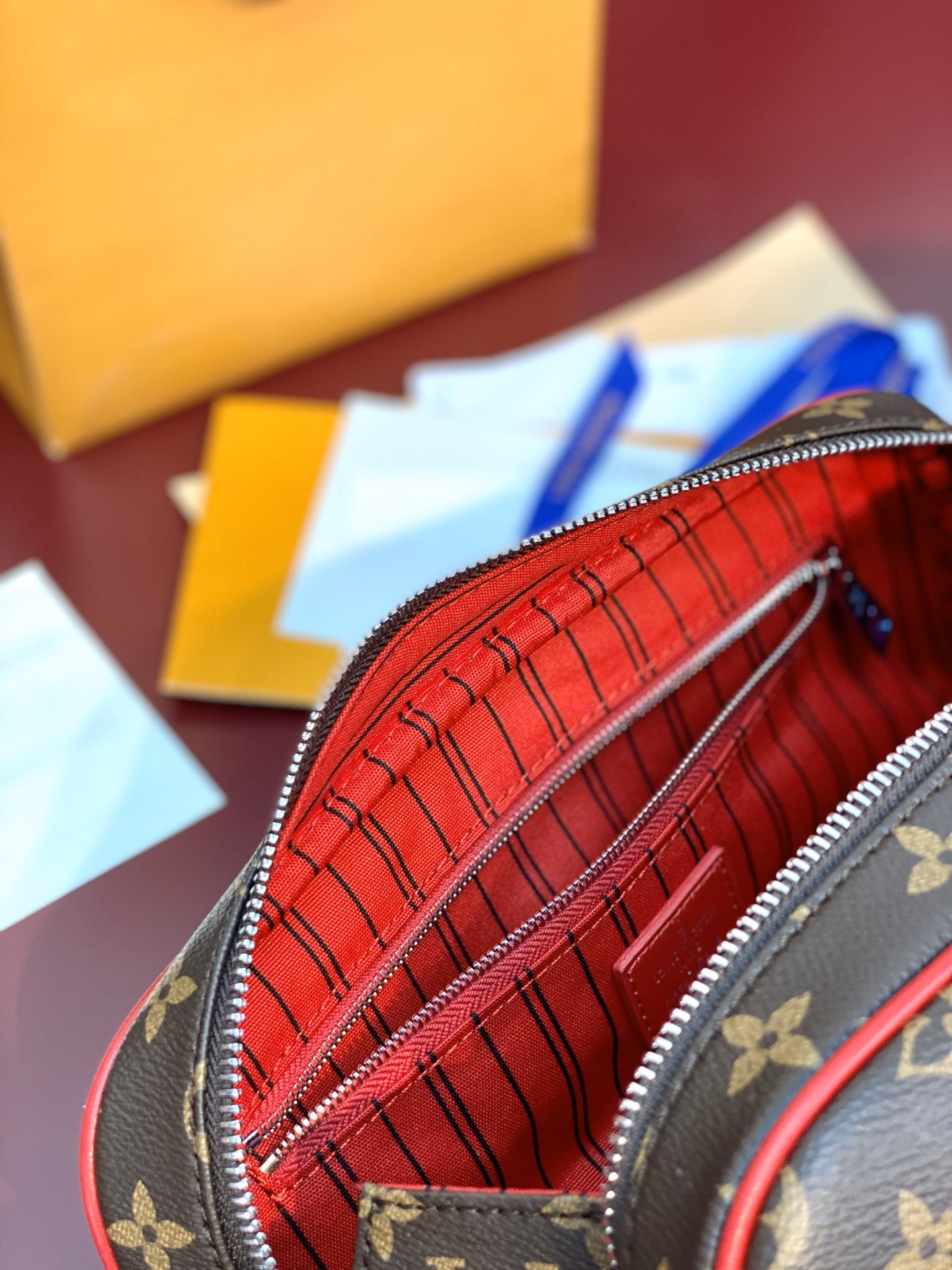 [LOUIS VUITTON-루이비통] 루이비통 도프 키트 파우치 M12641