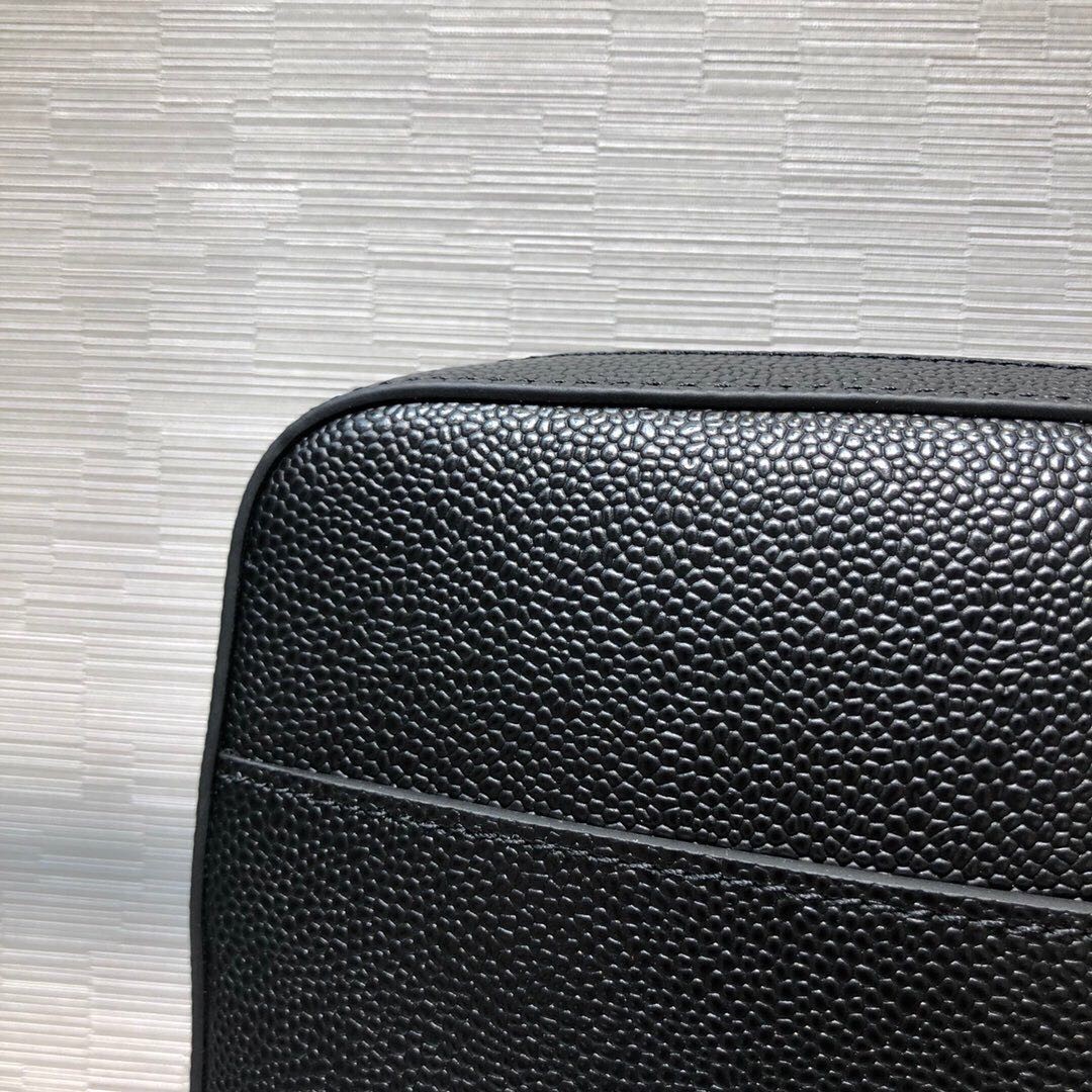 [TOM BROWNE -톰브라운 ] 톰브라운  삼선택 스트랩 파우치백