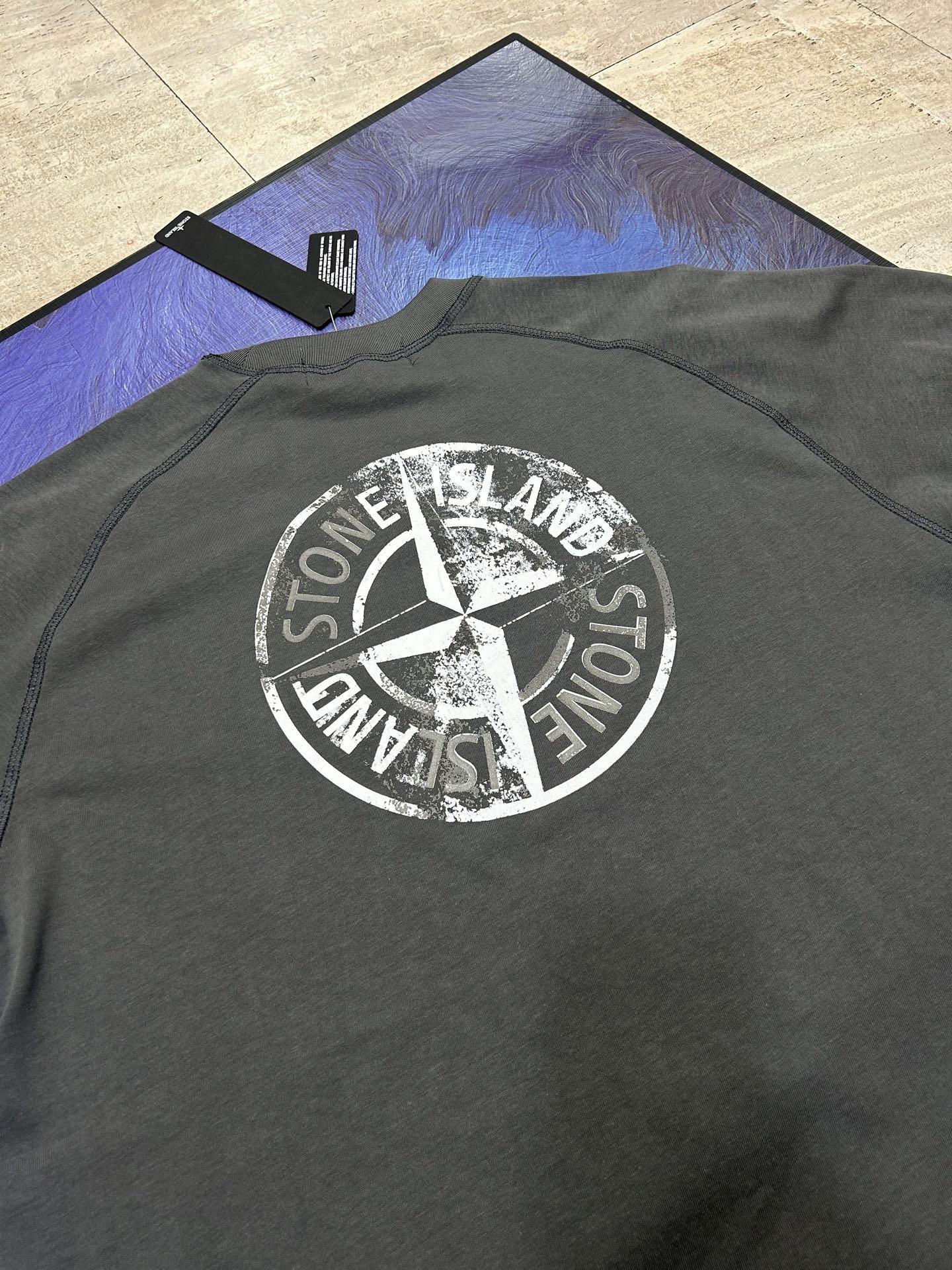 [STON ISLAND -스톤아일랜드] 스톤아일랜드 SS25 로고 반팔티