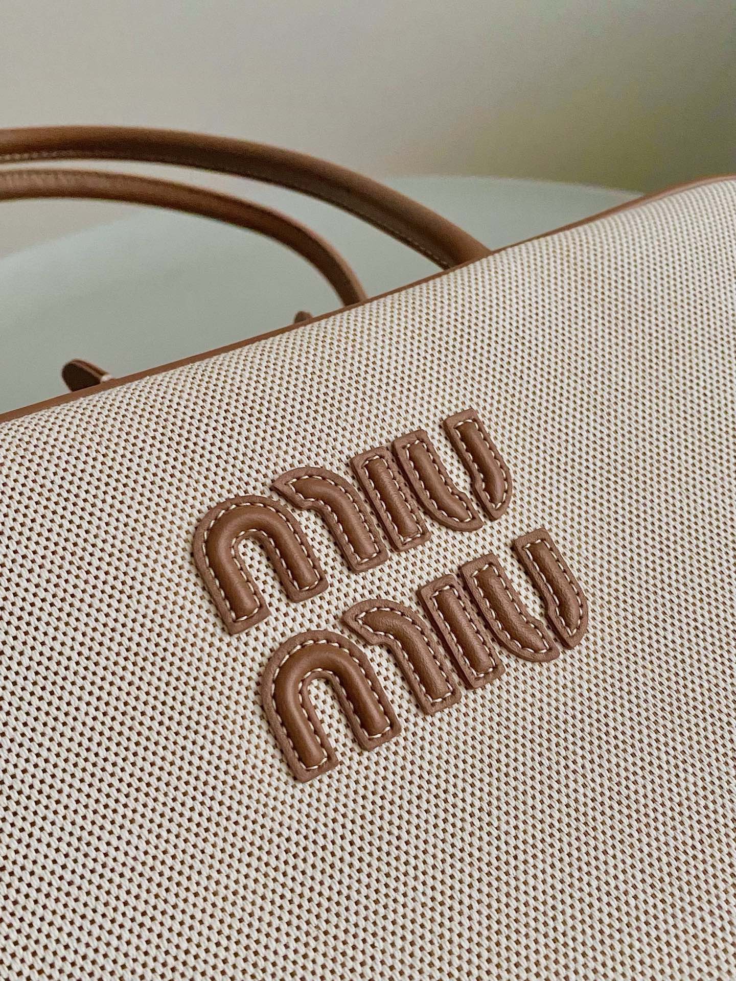 [MIU MIU-미우미우] 미우미우 캔버스 볼링백