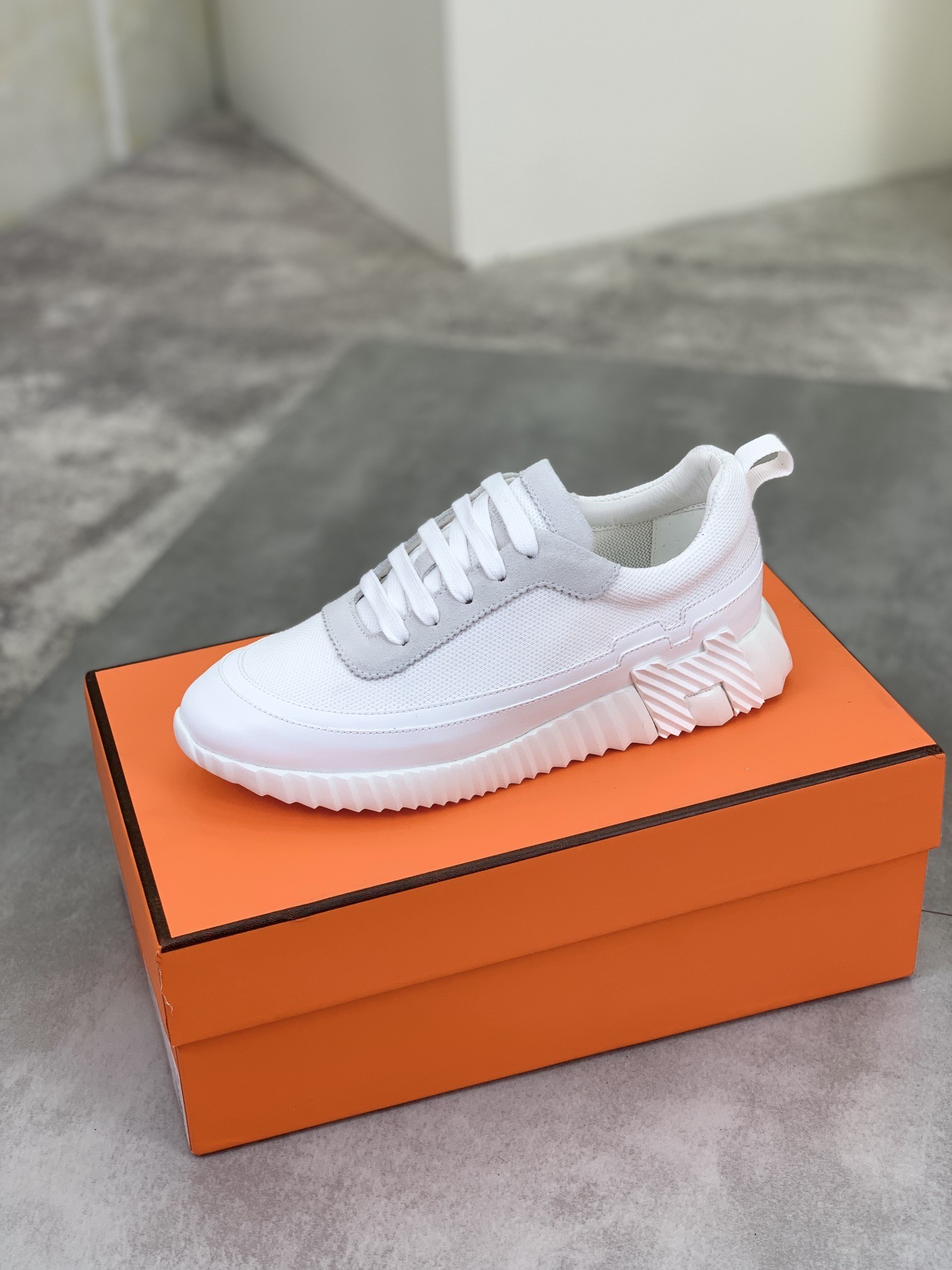 [HERMES-에르메스] 에르메스  바운싱 스니커즈 남여공용