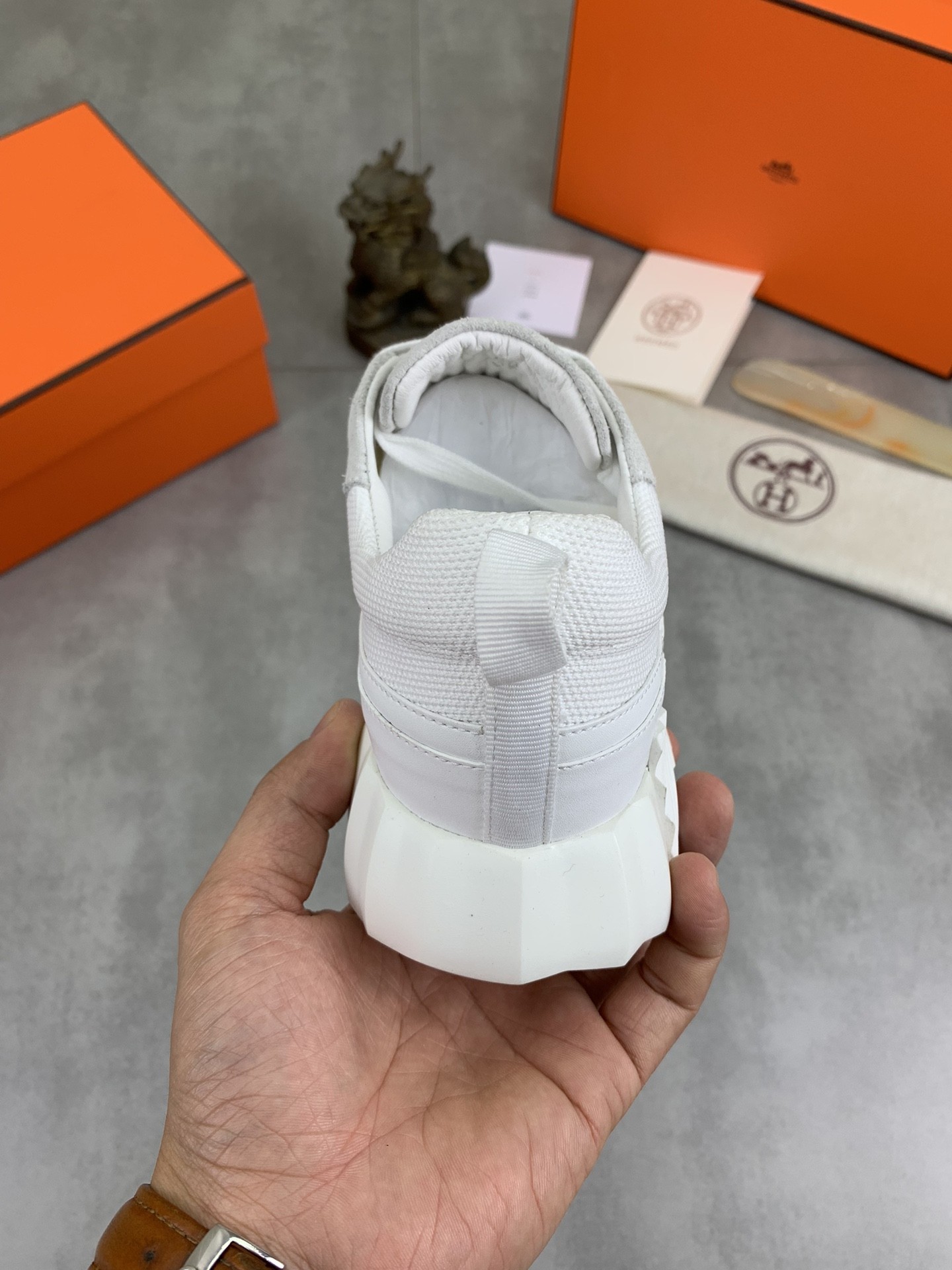 [HERMES-에르메스] 에르메스  바운싱 스니커즈 남여공용