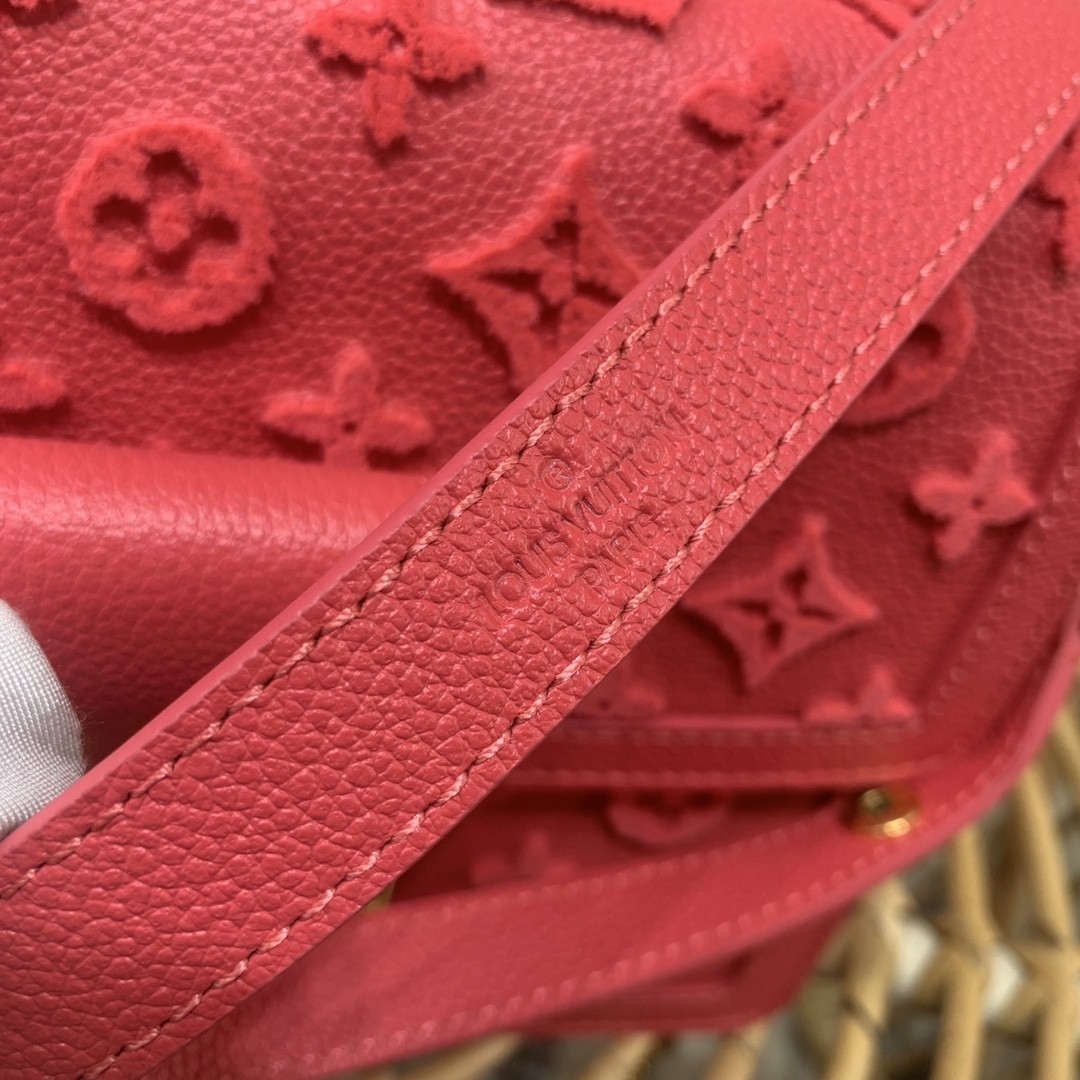 루이비통 LV DAUPHINE 도핀 숄더 백