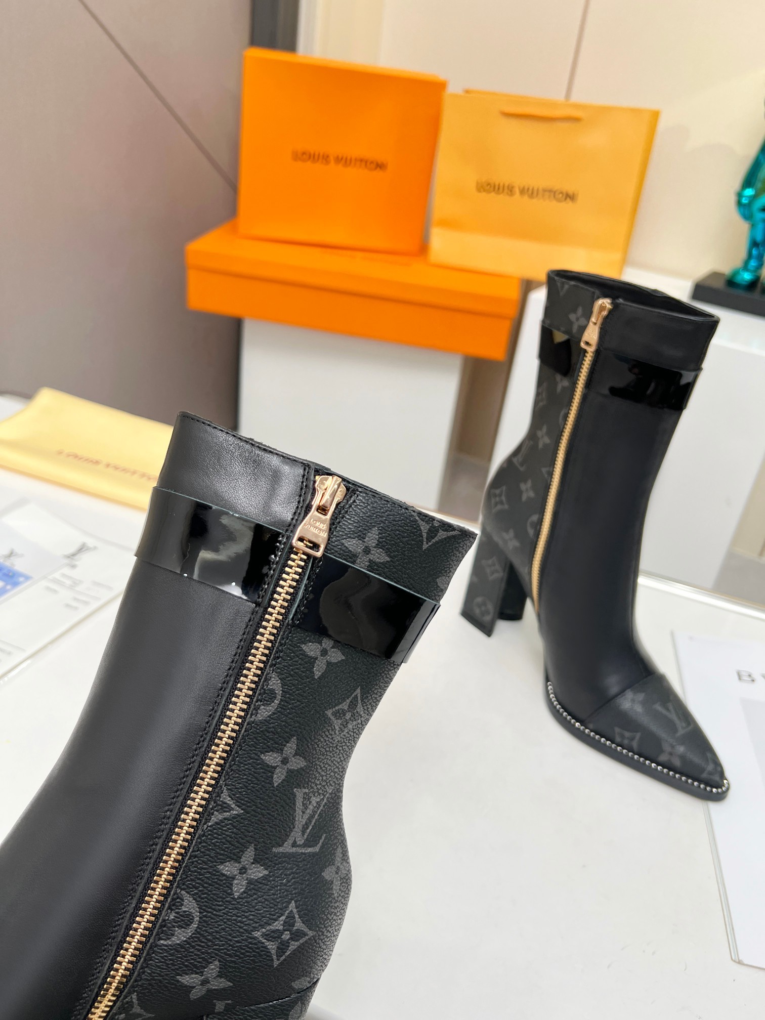 [LOUIS VUITTON-루이비통] 루이비통 앵클 부츠