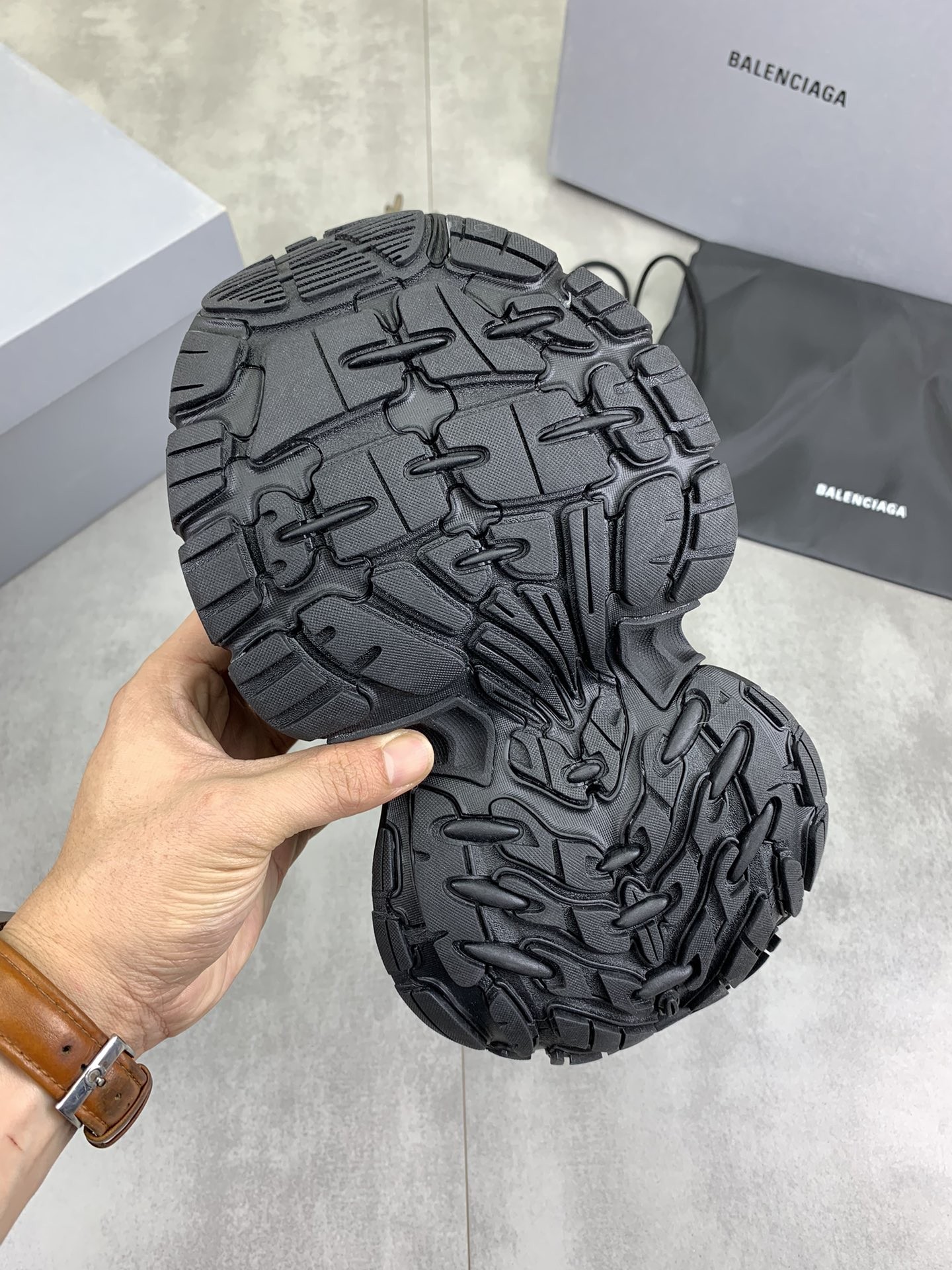 [BALENCIAGA-발렌시아가] 발렌시아가 로10XL 스니커즈