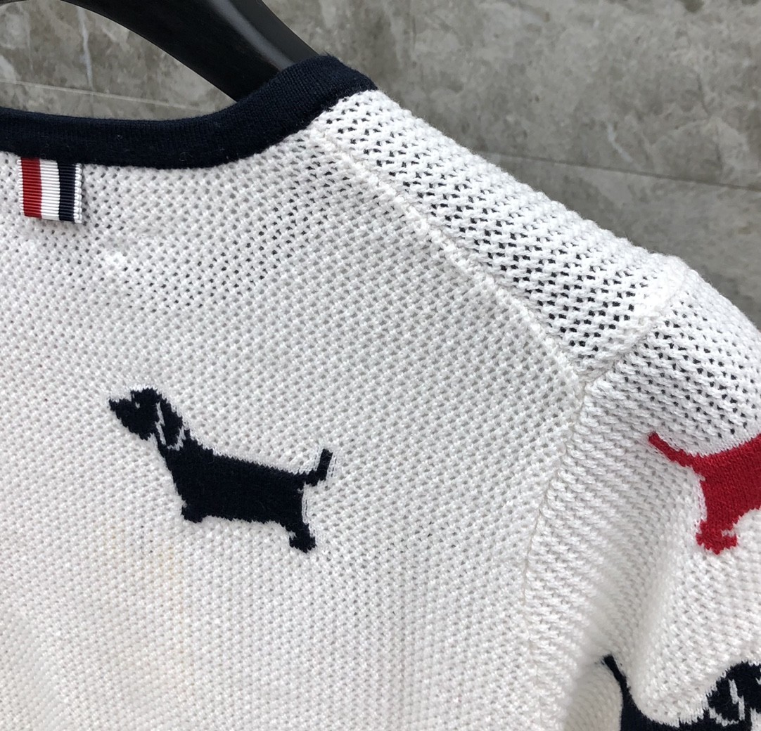 [TOM BROWNE -톰브라운 ] 톰브라운 반팔 니트 스웨터 화이트