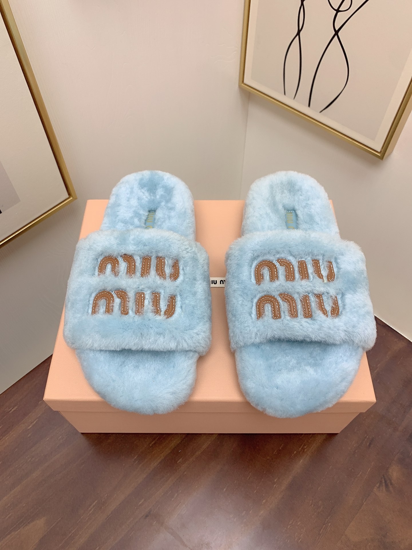 [MIU MIU-미우미우] 미우미우 털 슬리퍼