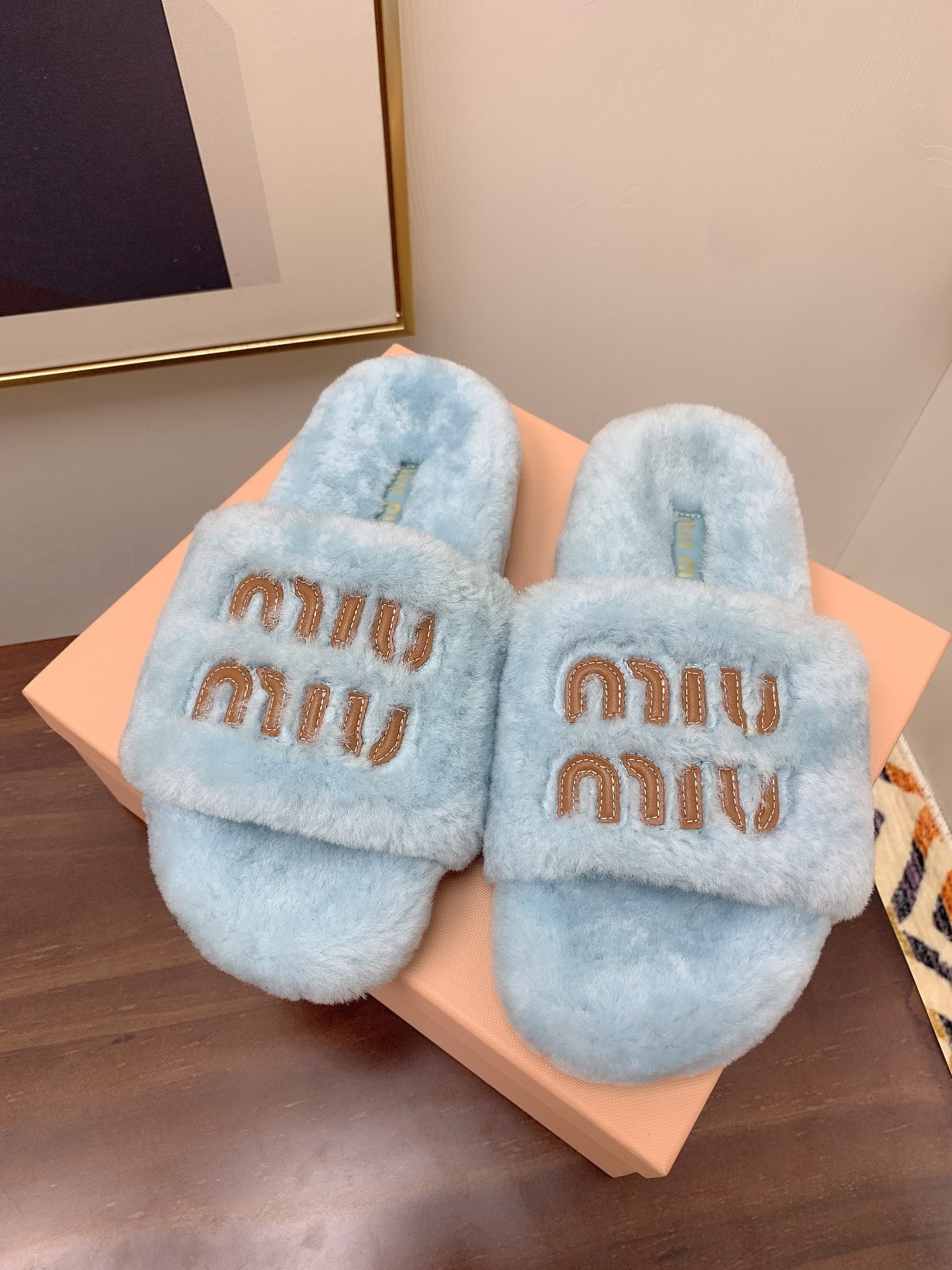 [MIU MIU-미우미우] 미우미우 털 슬리퍼