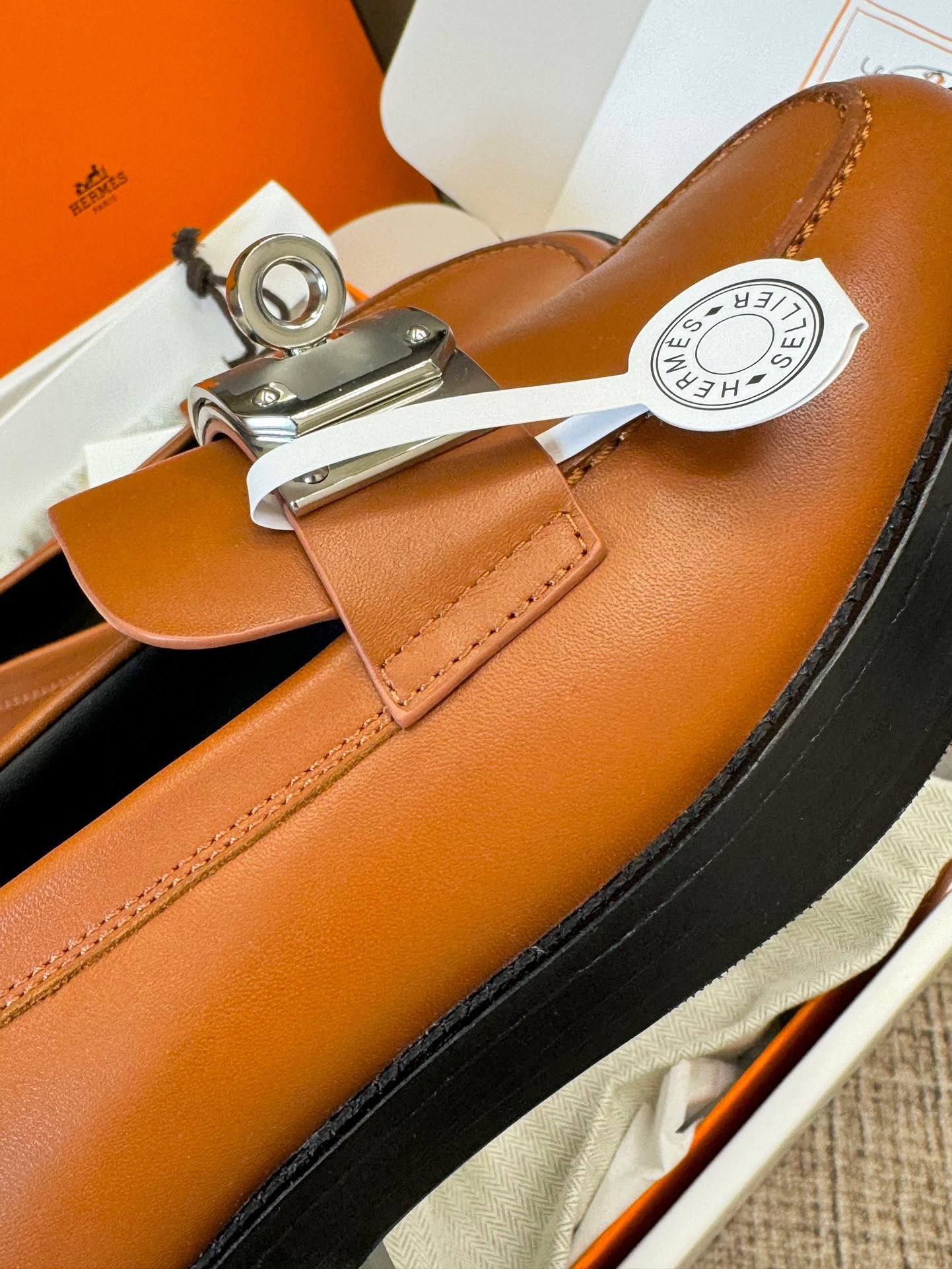 [HERMES-에르메스] 에르메스  캐주얼 스니커즈