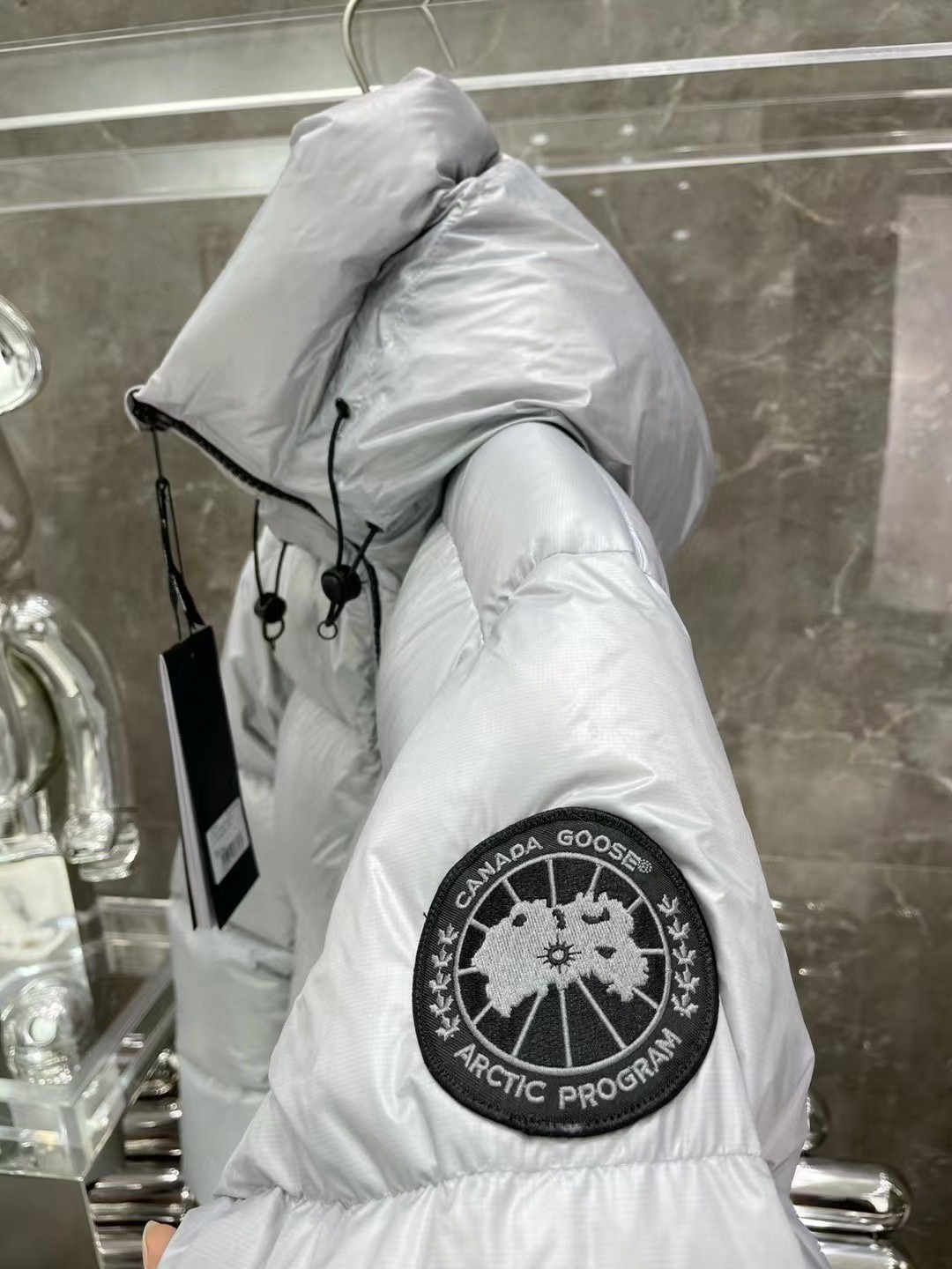 [ Canadagoose -캐나다구스 ]  캐나다구스 크로프턴 다운 패딩