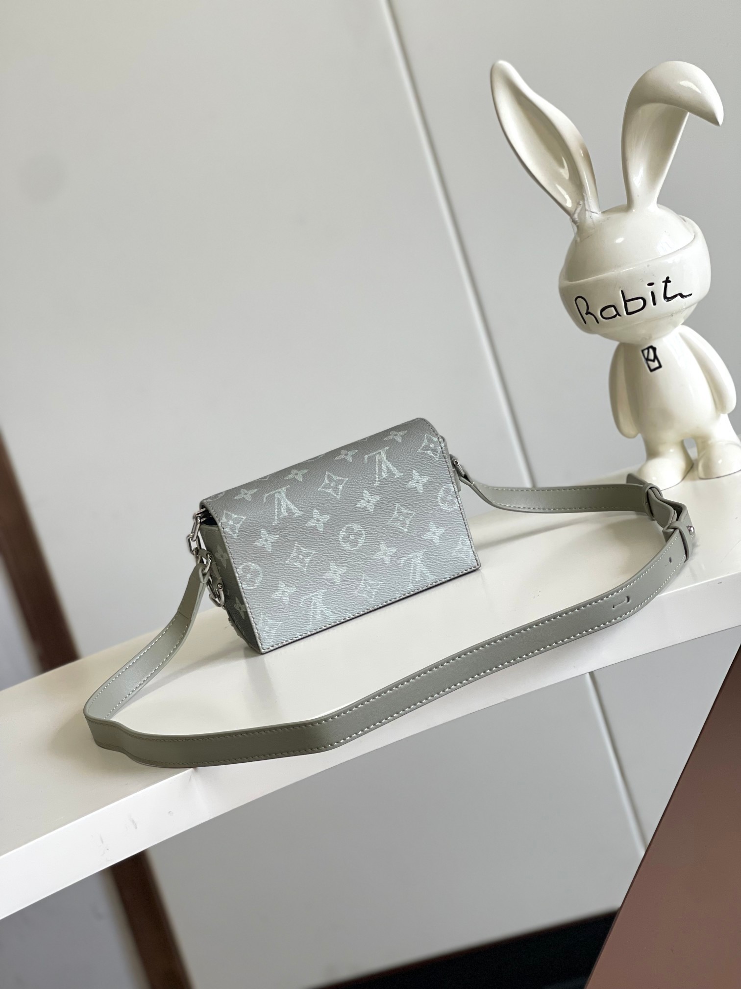 [LOUIS VUITTON-루이비통] 루이비통 스티머 웨어블릿 M11543