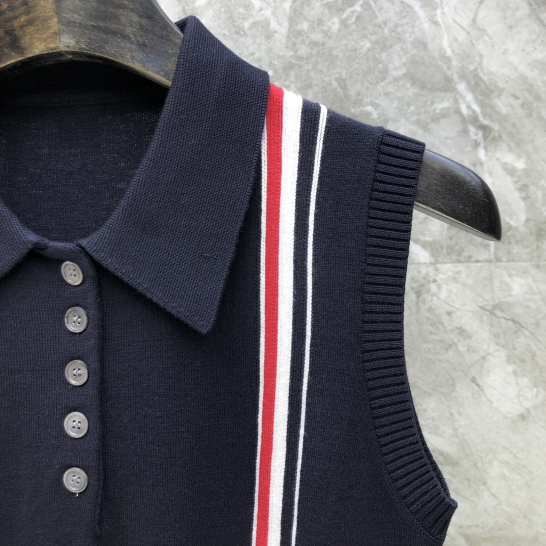 [TOM BROWNE -톰브라운 ] 톰브라운 여성 삼선 민소매