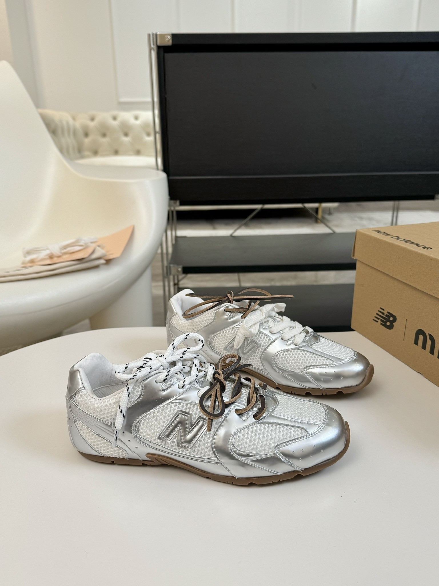 [MIU MIU-미우미우] 미우미우 뉴발란스 530 스니커즈 남여공용