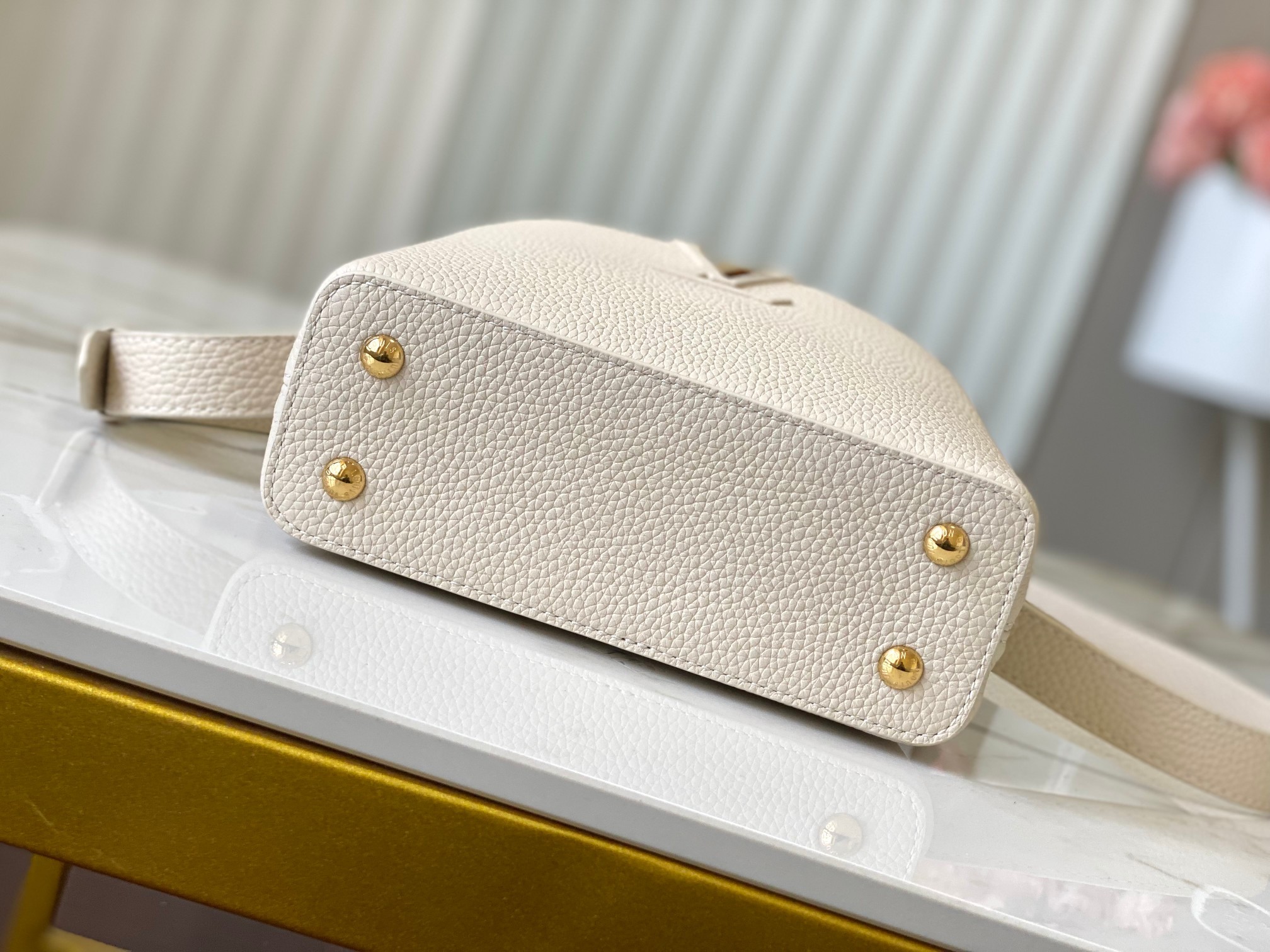 [LOUIS VUITTON-루이비통] 루이비통 카푸신 미니 M48865