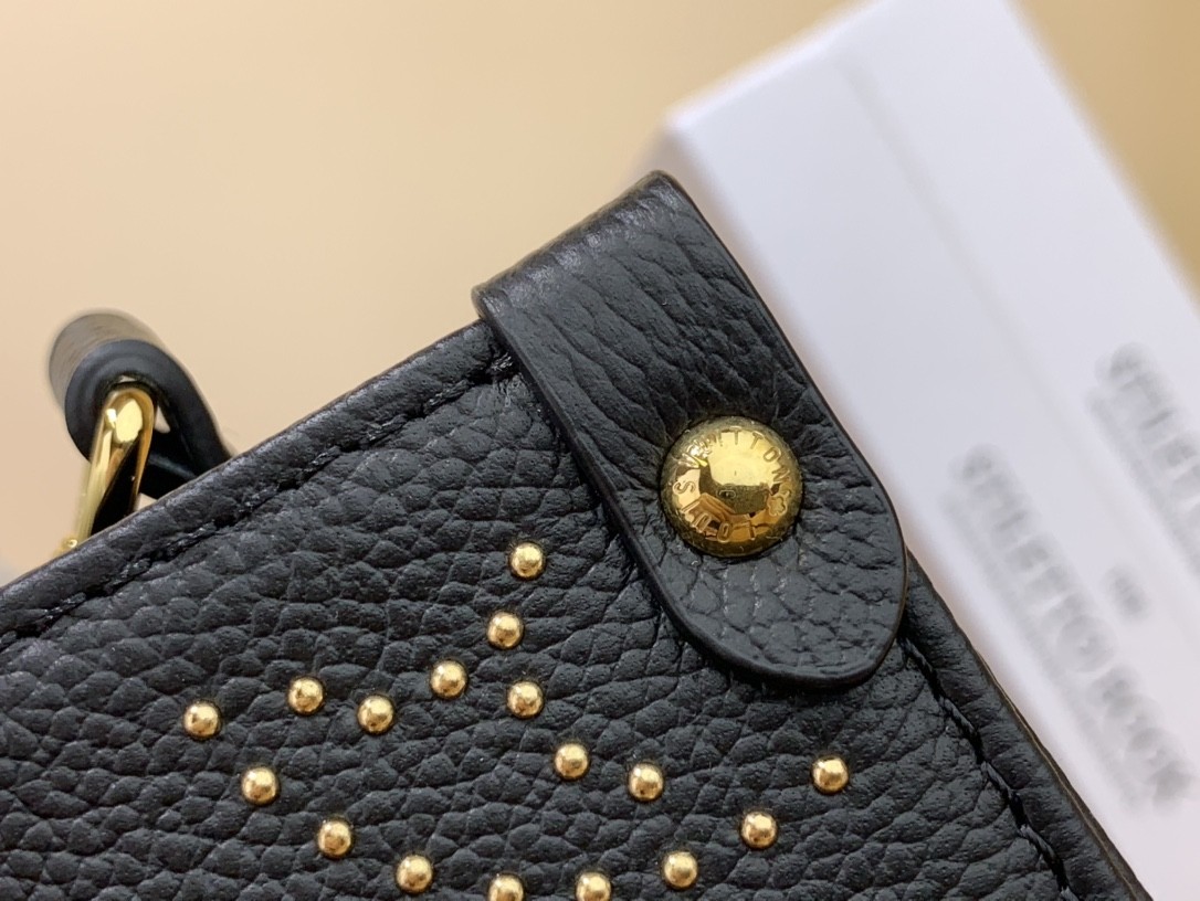 [LOUIS VUITTON-루이비통] 루이비통 온더고 PM