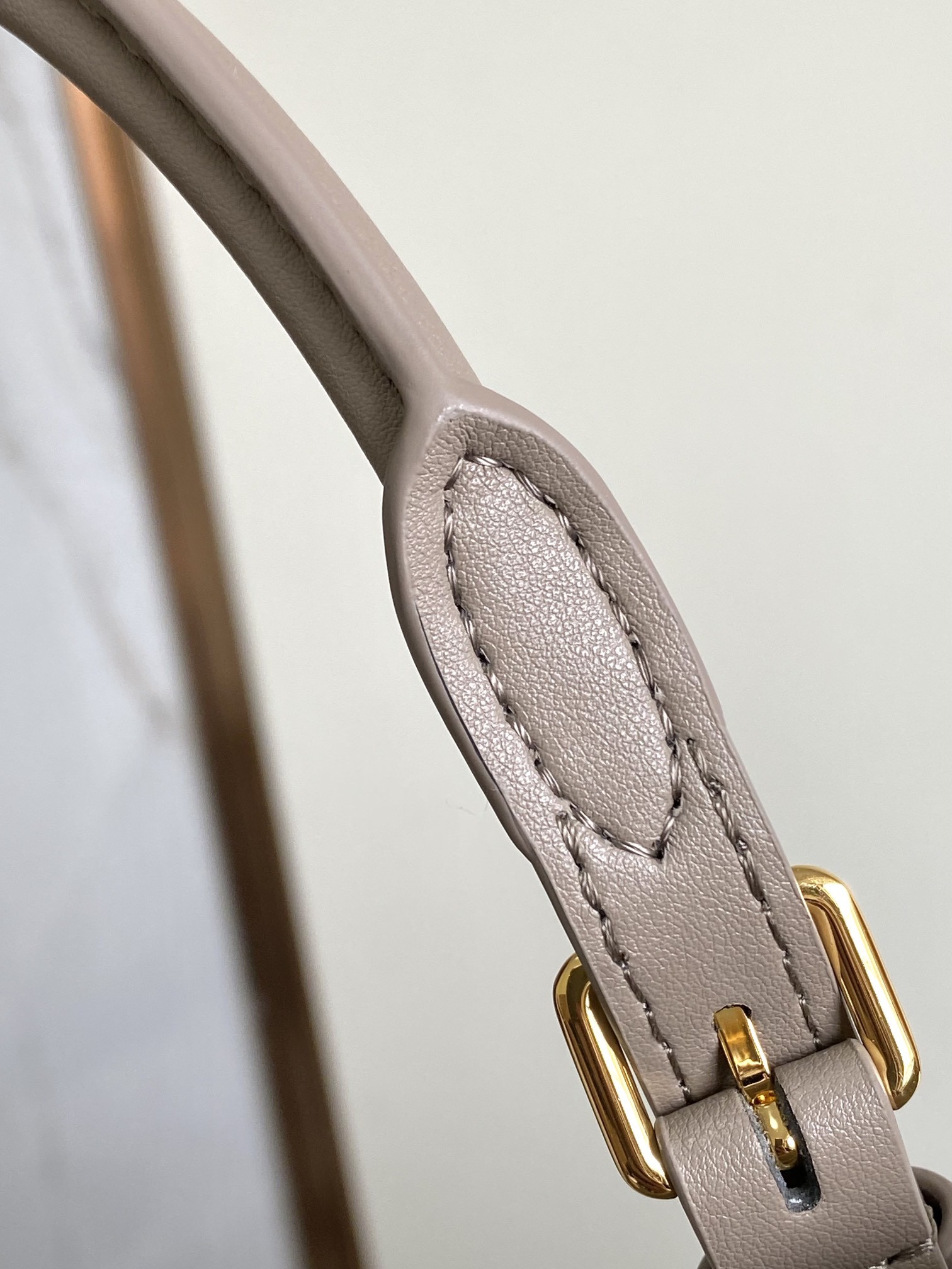 [LOUIS VUITTON-루이비통] 루이비통 바빌론 토트백 M47185