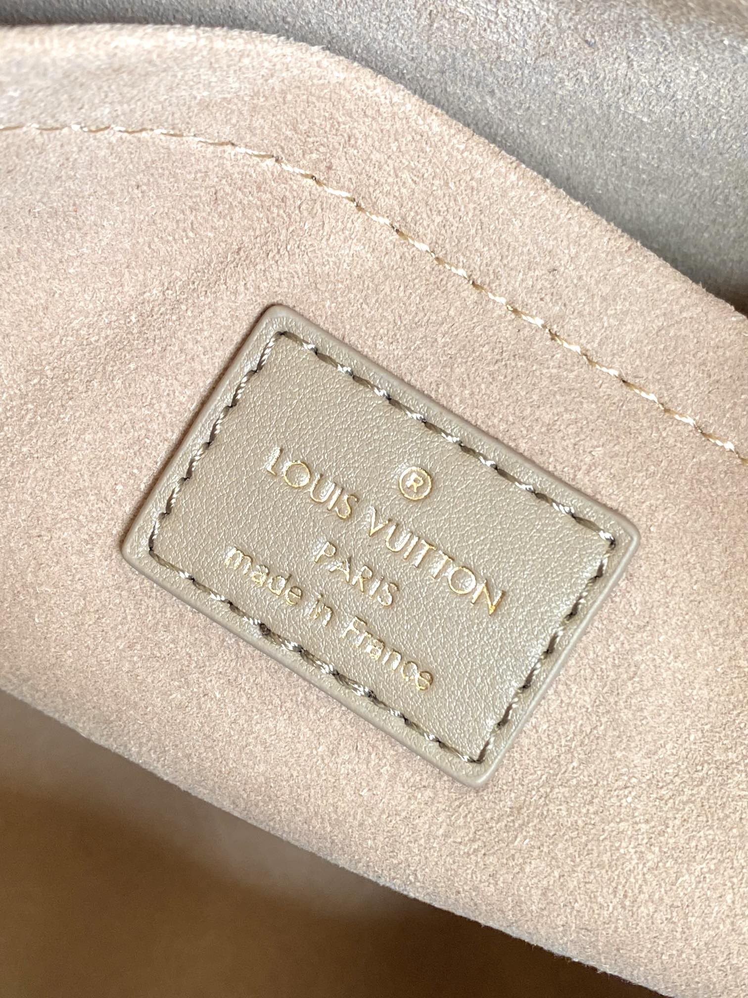 [LOUIS VUITTON-루이비통] 루이비통 바빌론 토트백 M47185