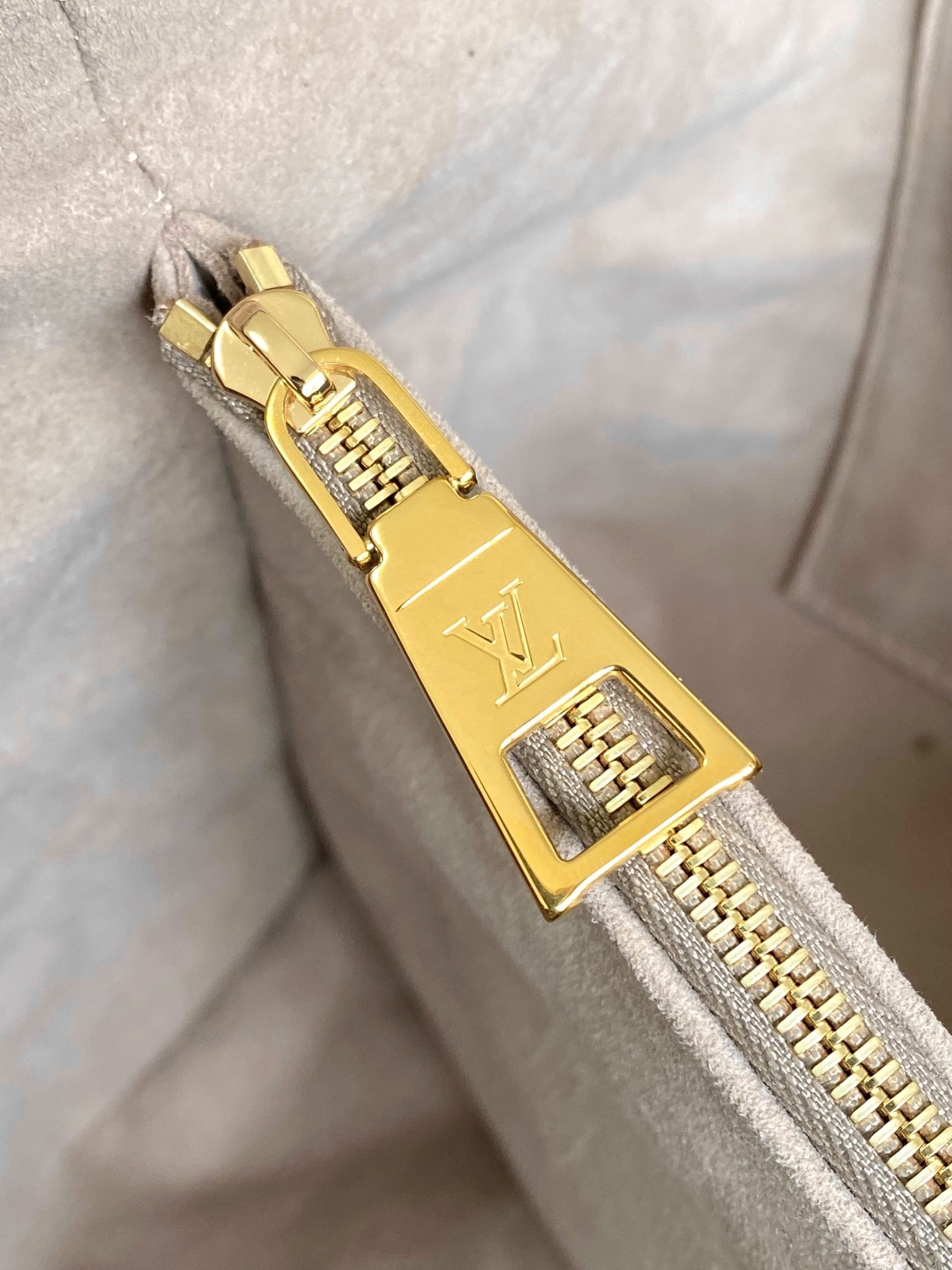 [LOUIS VUITTON-루이비통] 루이비통 바빌론 토트백 M47185