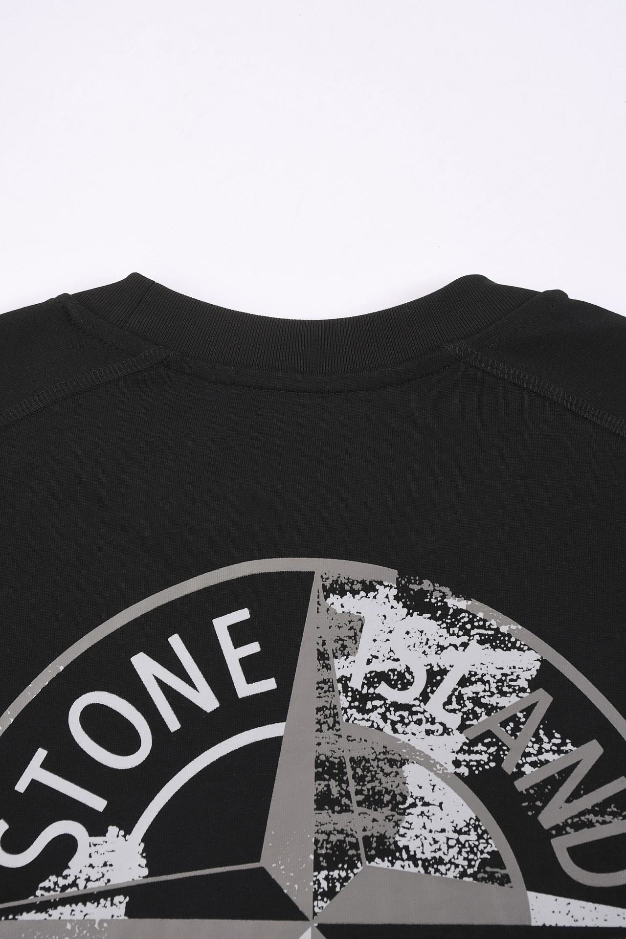 [STON ISLAND -스톤아일랜드] 스톤아일랜드 백 프린팅 티셔츠 블랙