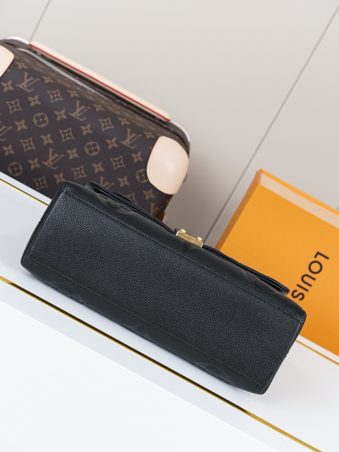 [LOUIS VUITTON-루이비통] 루이비통 앙프렝뜨 마들렌 토트백 M45976