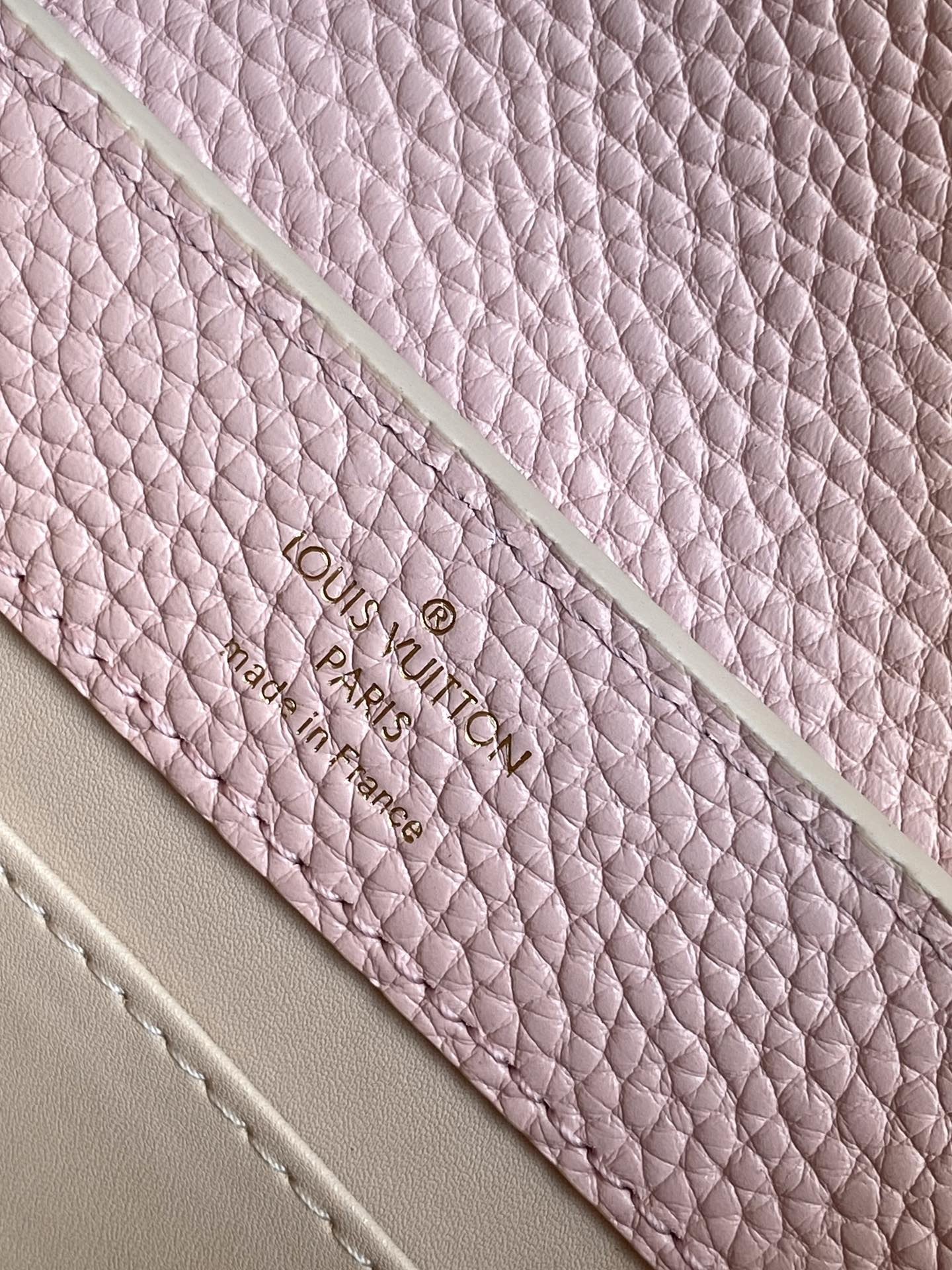 [LOUIS VUITTON-루이비통] 루이비통 카푸신 미니 핸드백 M24120