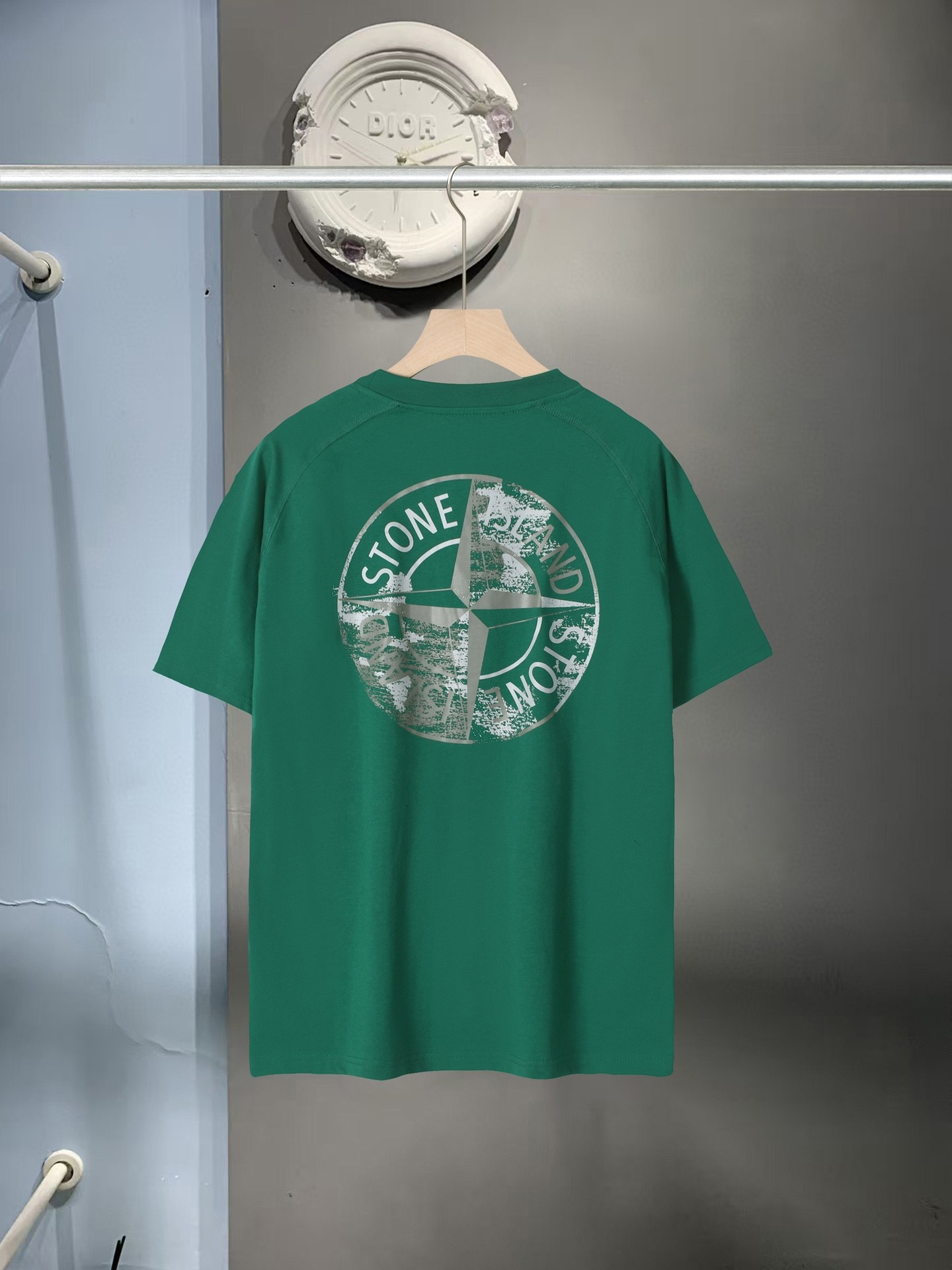 [STON ISLAND -스톤아일랜드] 스톤아일랜드 백 로고 프린팅 반팔 티셔츠