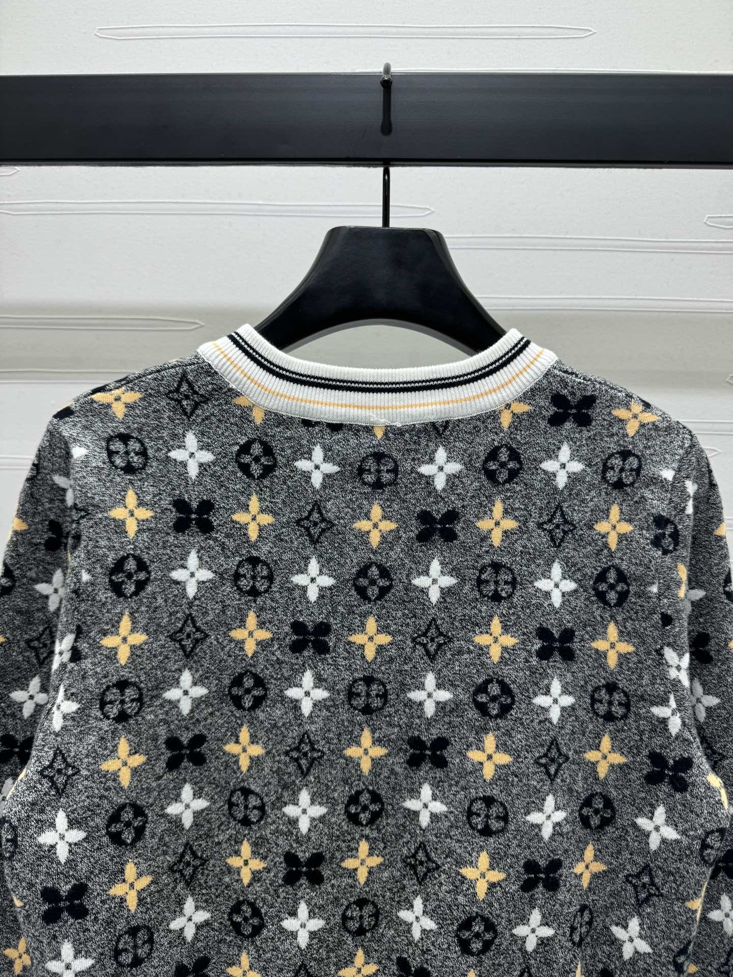 [LOUIS VUITTON-루이비통] 루이비통  로고패턴 니트 가디건