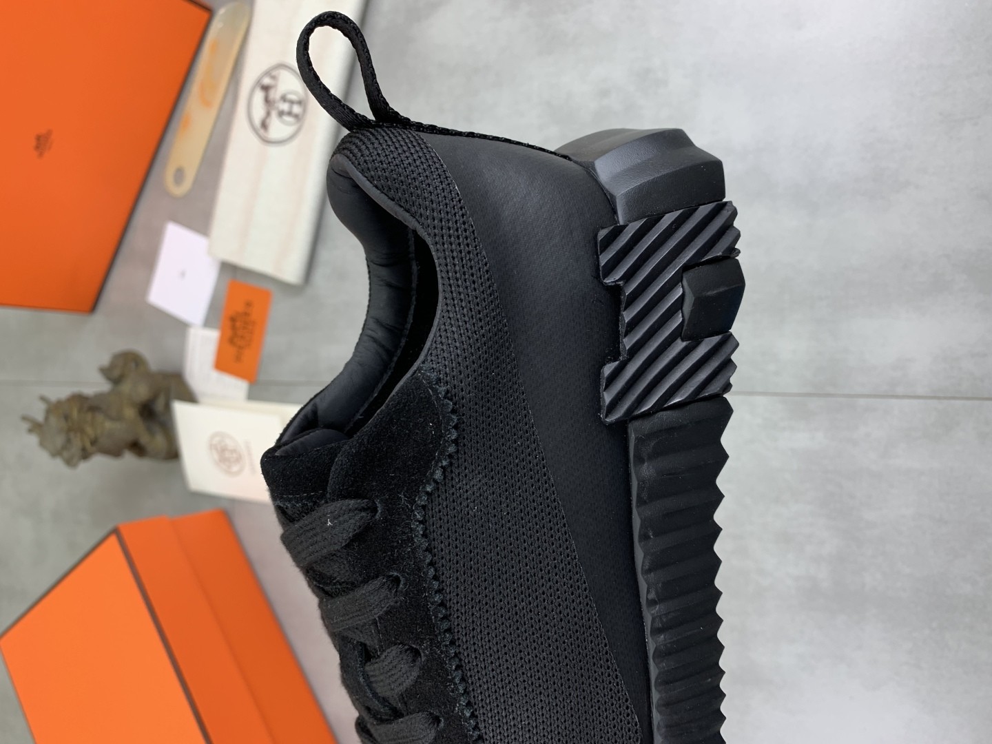 [HERMES-에르메스]  에르메스  바운싱 스니커즈 남여공용