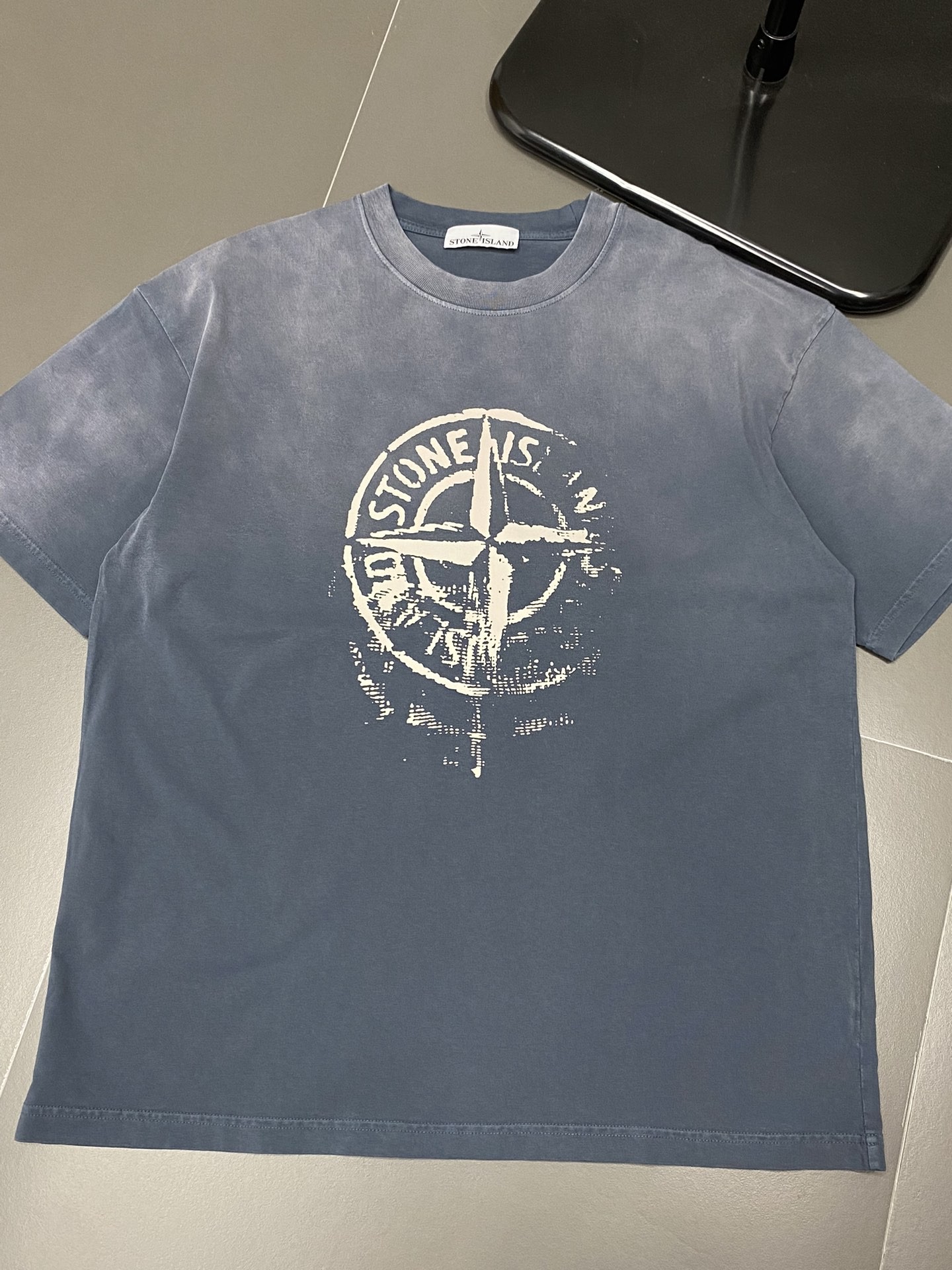 [STON ISLAND -스톤아일랜드] 스톤아일랜드 스탬프 프린트 코튼저지 티셔츠