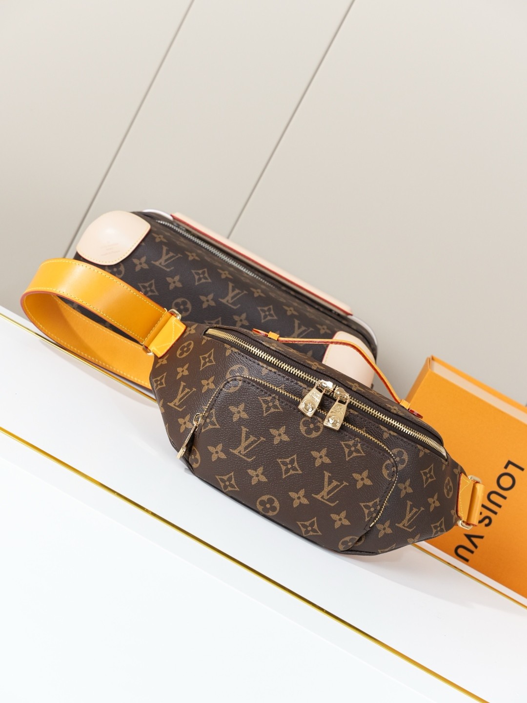 [LOUIS VUITTON-루이비통] 루이비통 러시 범백 모노그램 M14019