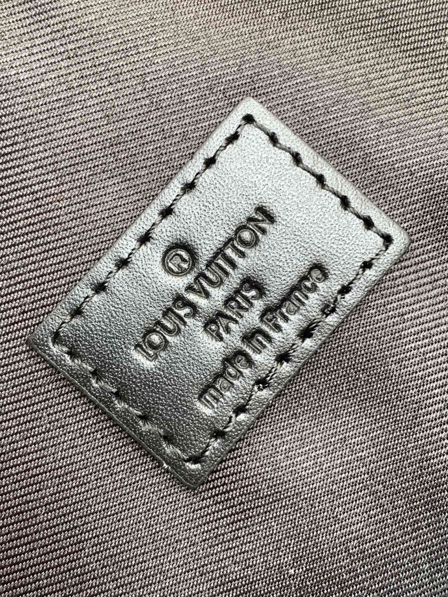 [LOUIS VUITTON-루이비통] 루이비통 트렁크 크로스백 M59163